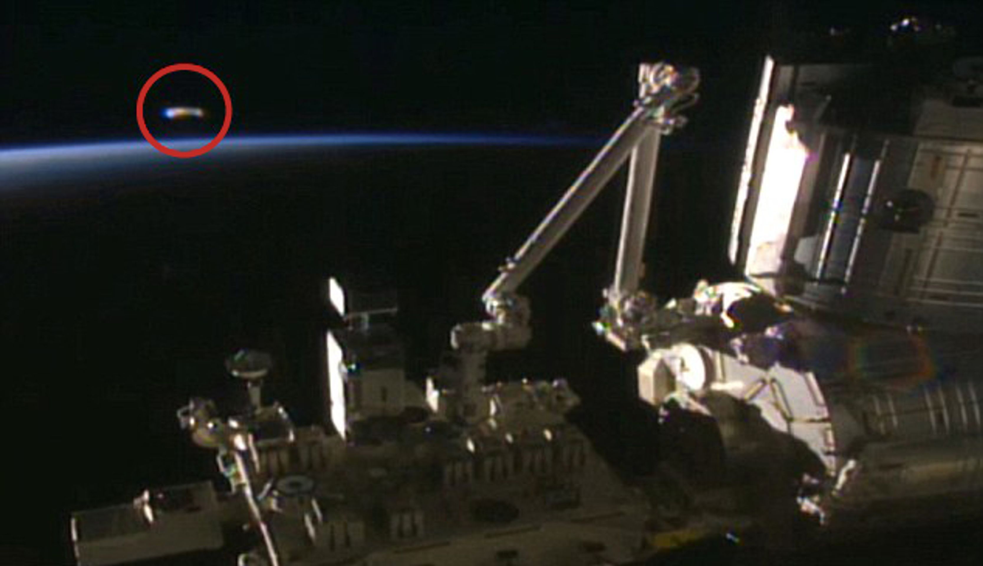 Nasa zachytila ufo - 2 - GALERIE: Nasa zachytila ufo (2/4)