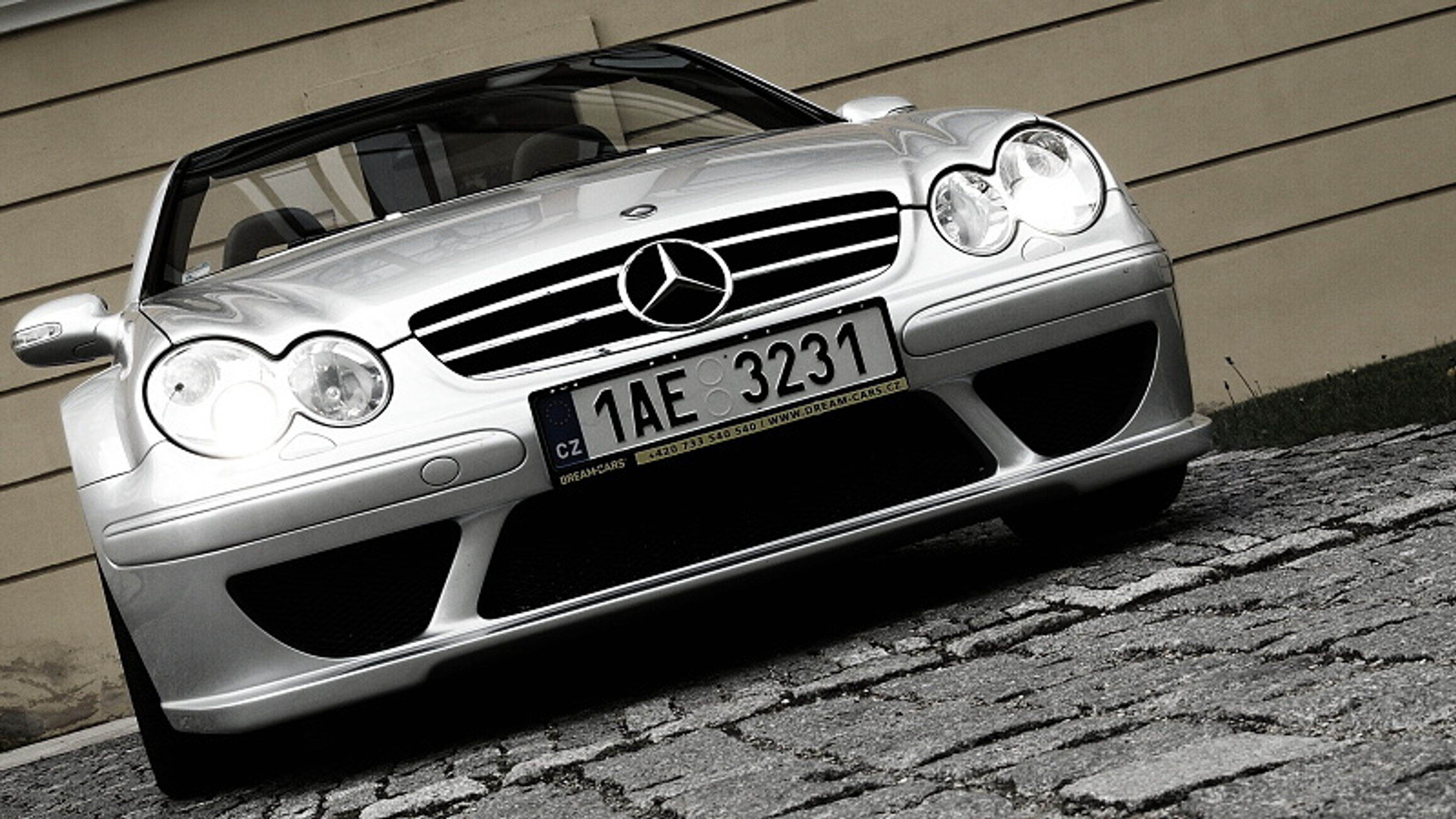 Mercedes-Benz CLK DTM AMG Cabrio - 8 - GALERIE Mercedes-Benz CLK DTM AMG Cabrio (8/14)