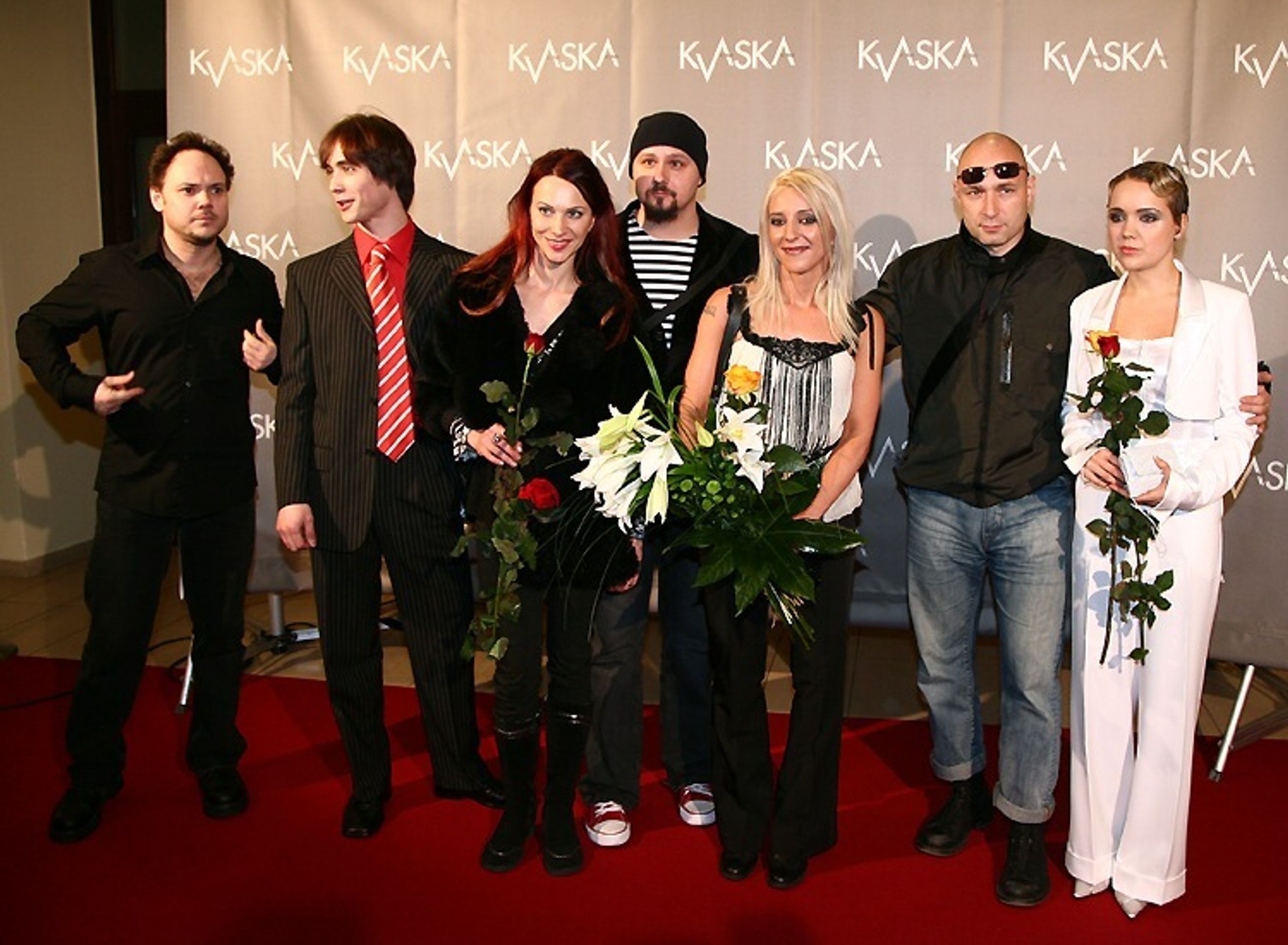 Premiéra filmu Kvaska. - Landa si na rudém koberci zahrál na překladatele - video! (3/7)