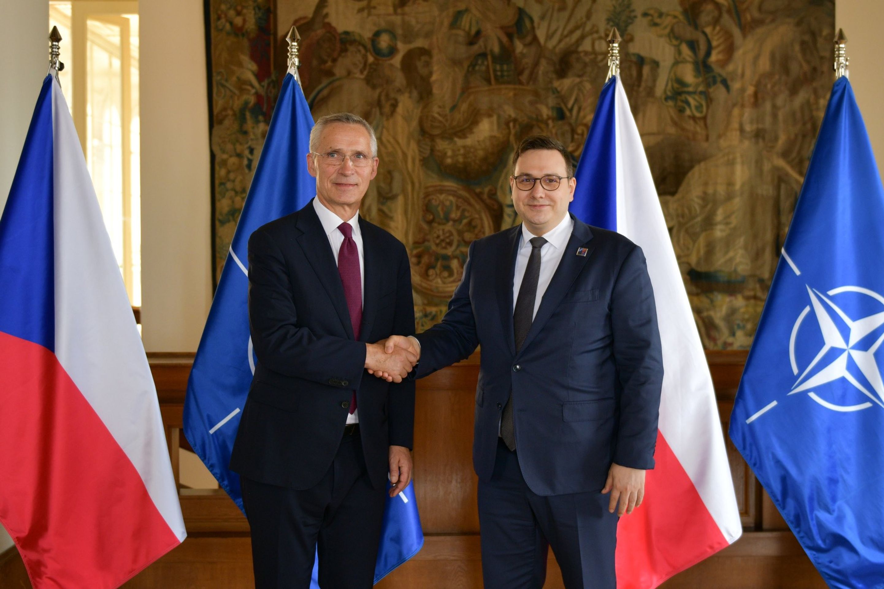 Jens Stoltenberg  a Jan Lipavský - Jens Stoltenberg a Anthony Blinken v Praze (1/17)