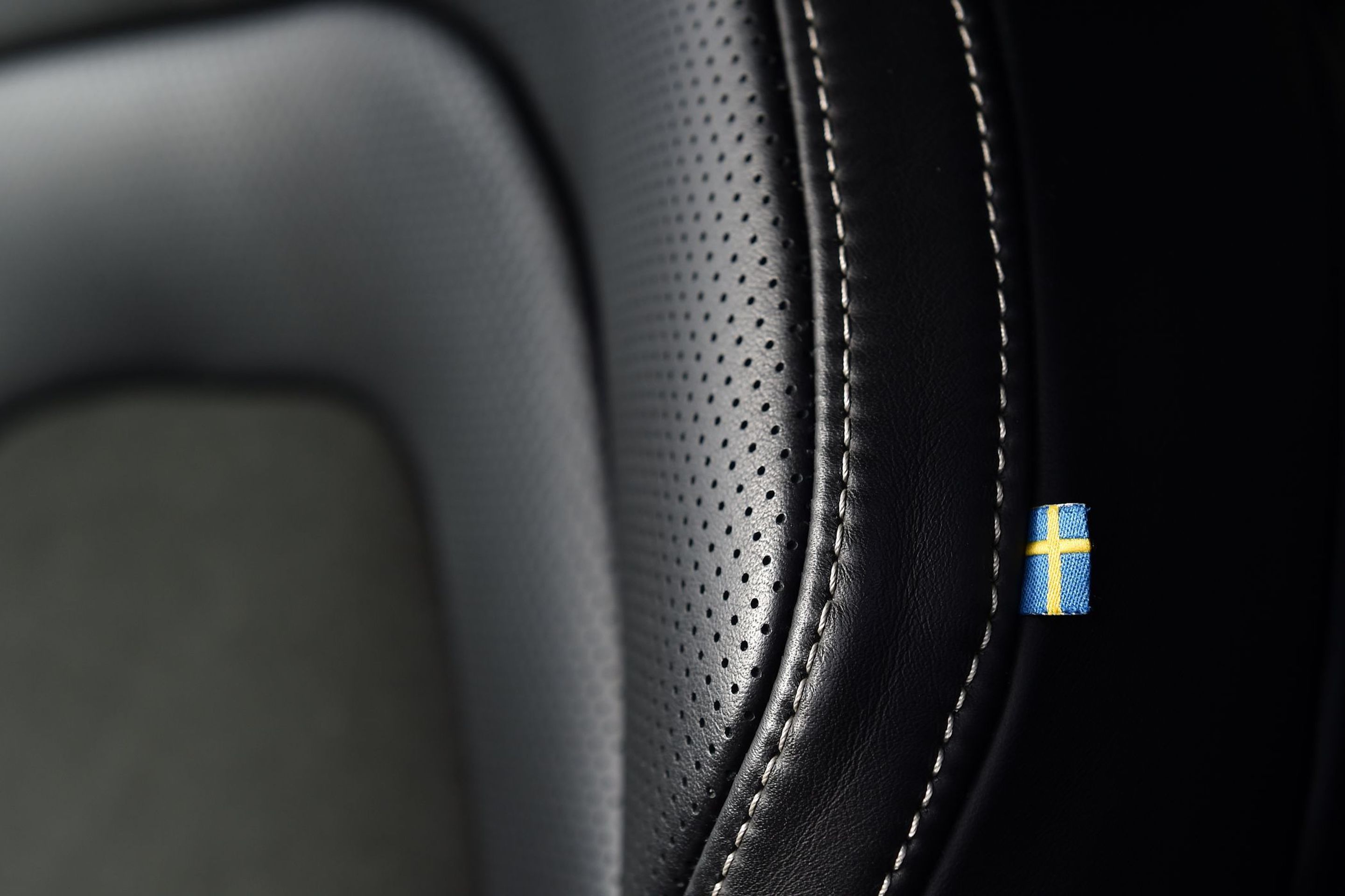 Volvo XC60 - 1 - GALERIE: Volvo XC60 (17/17)