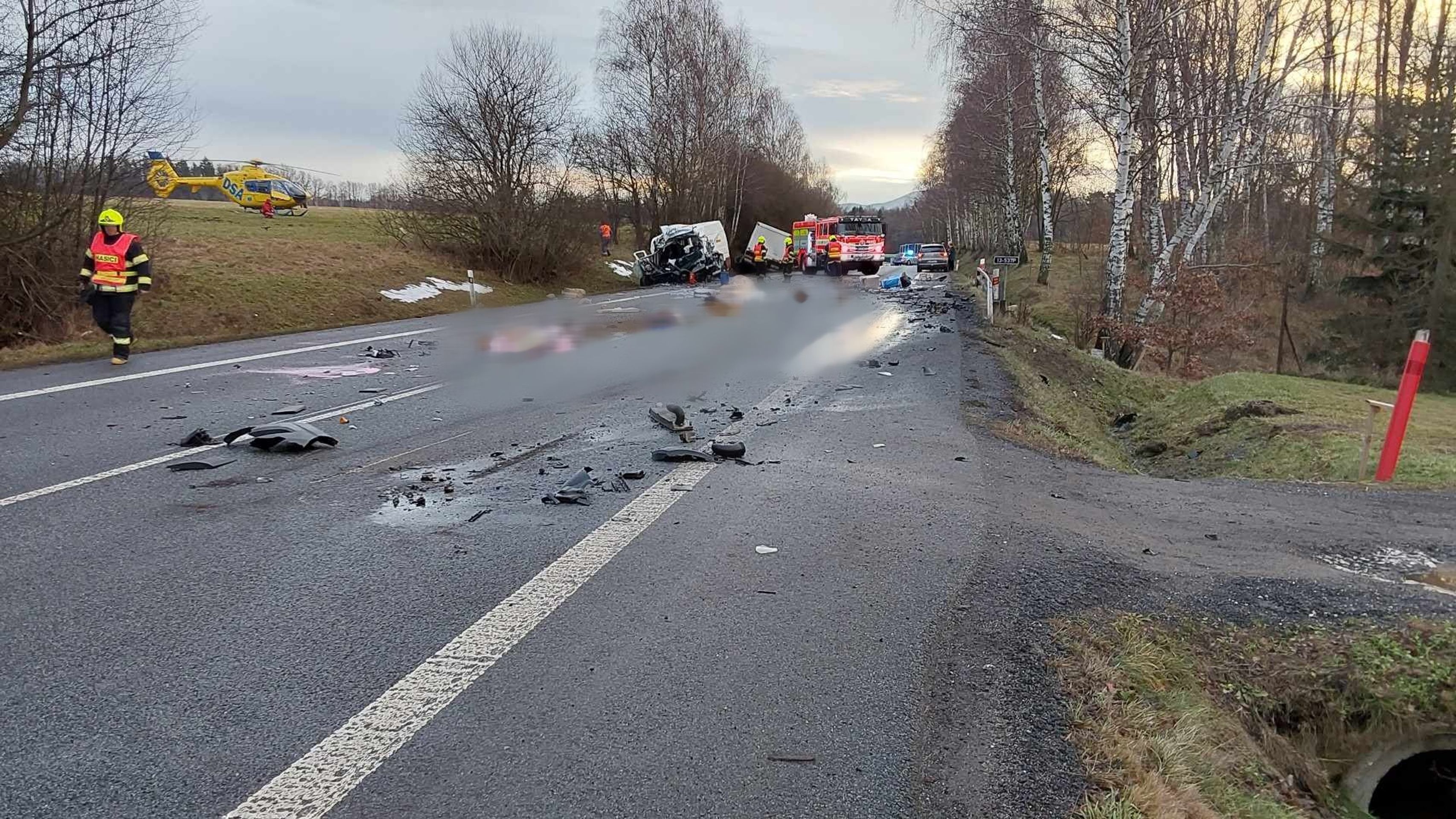 Dopravní nehoda v Libereckém kraji u Jablonné v Podještědí (2) - Dopravní nehody 27. ledna (15/18)