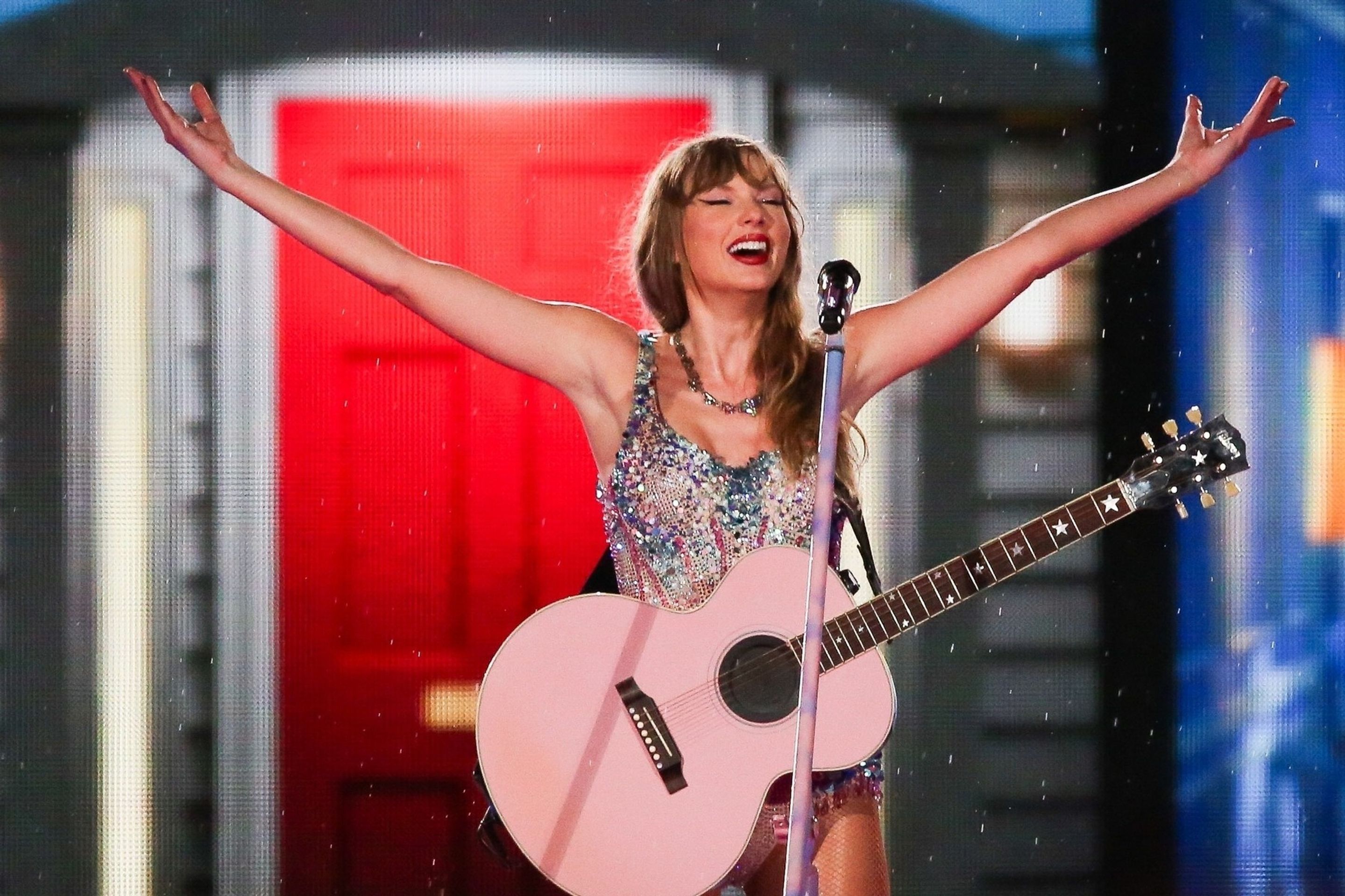 Taylor Swift, 19. 11. 2023 - Taylor Swift (13/15)