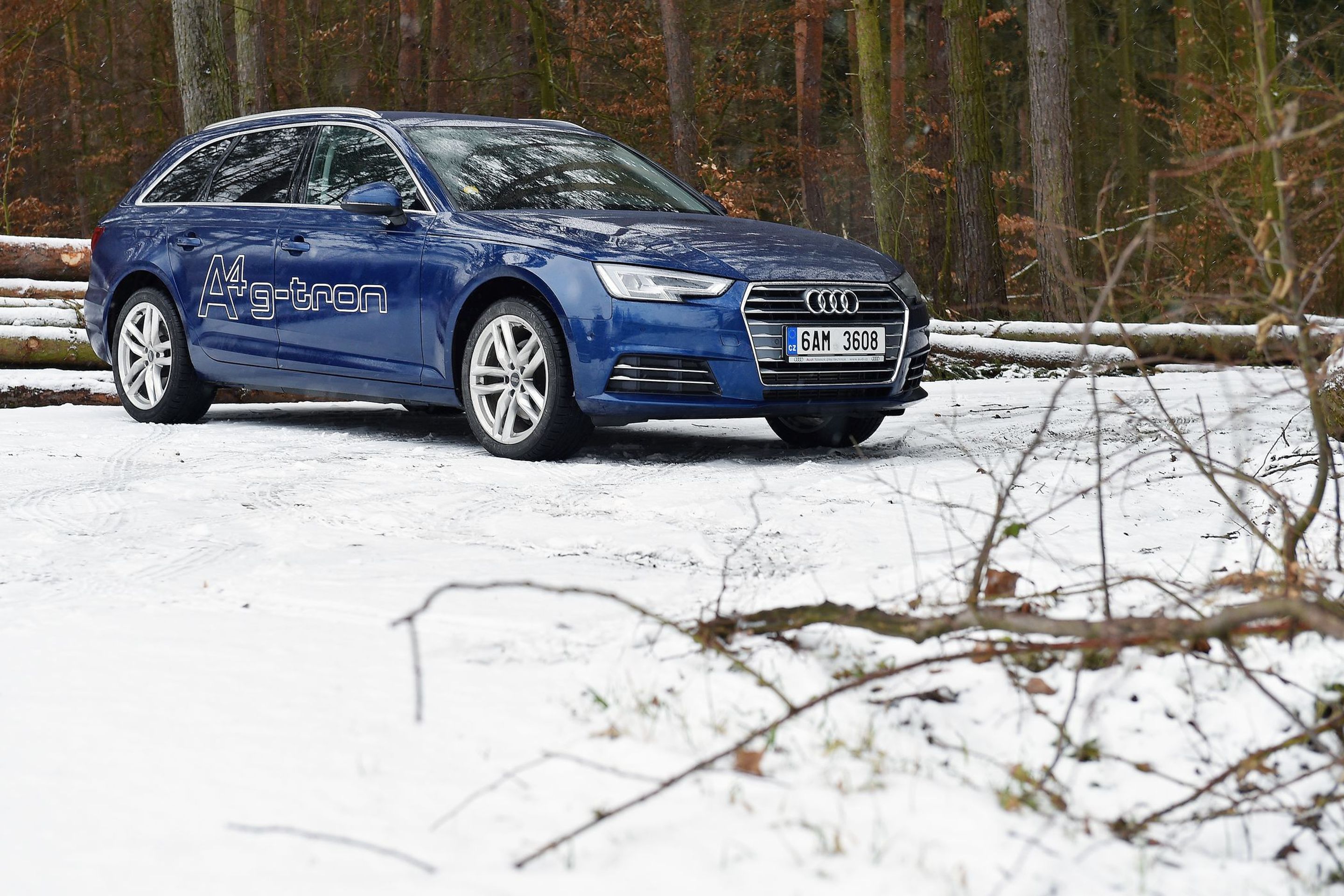 Audi A4 Avant g-tron - 15 - GALERIE: Audi A4 Avant g-tron (2/15)