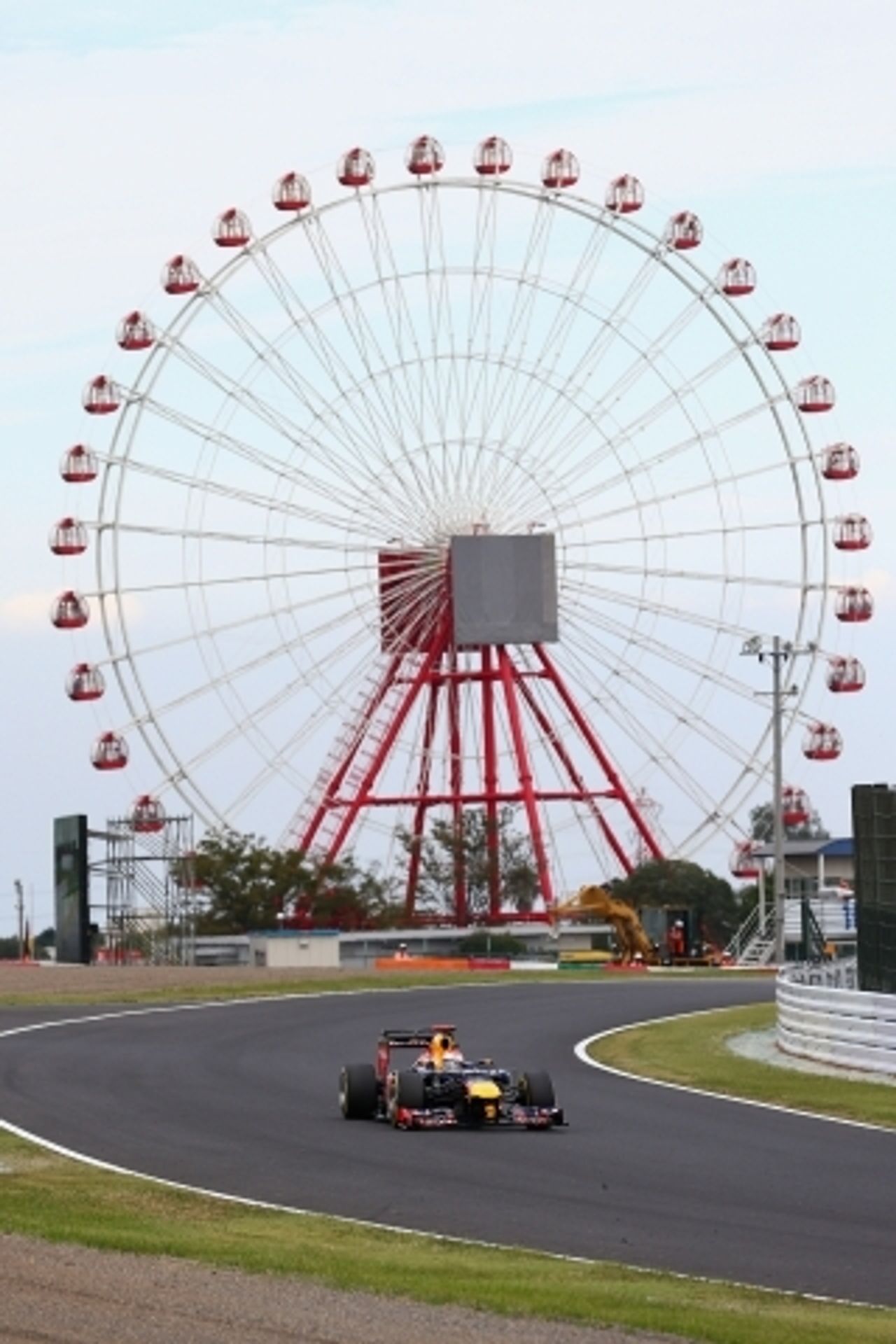 Velttel v Suzuce - 8 - GALERIE: Vítěz kvalifikace na GP Japonska Sebastian Vettel (6/9)
