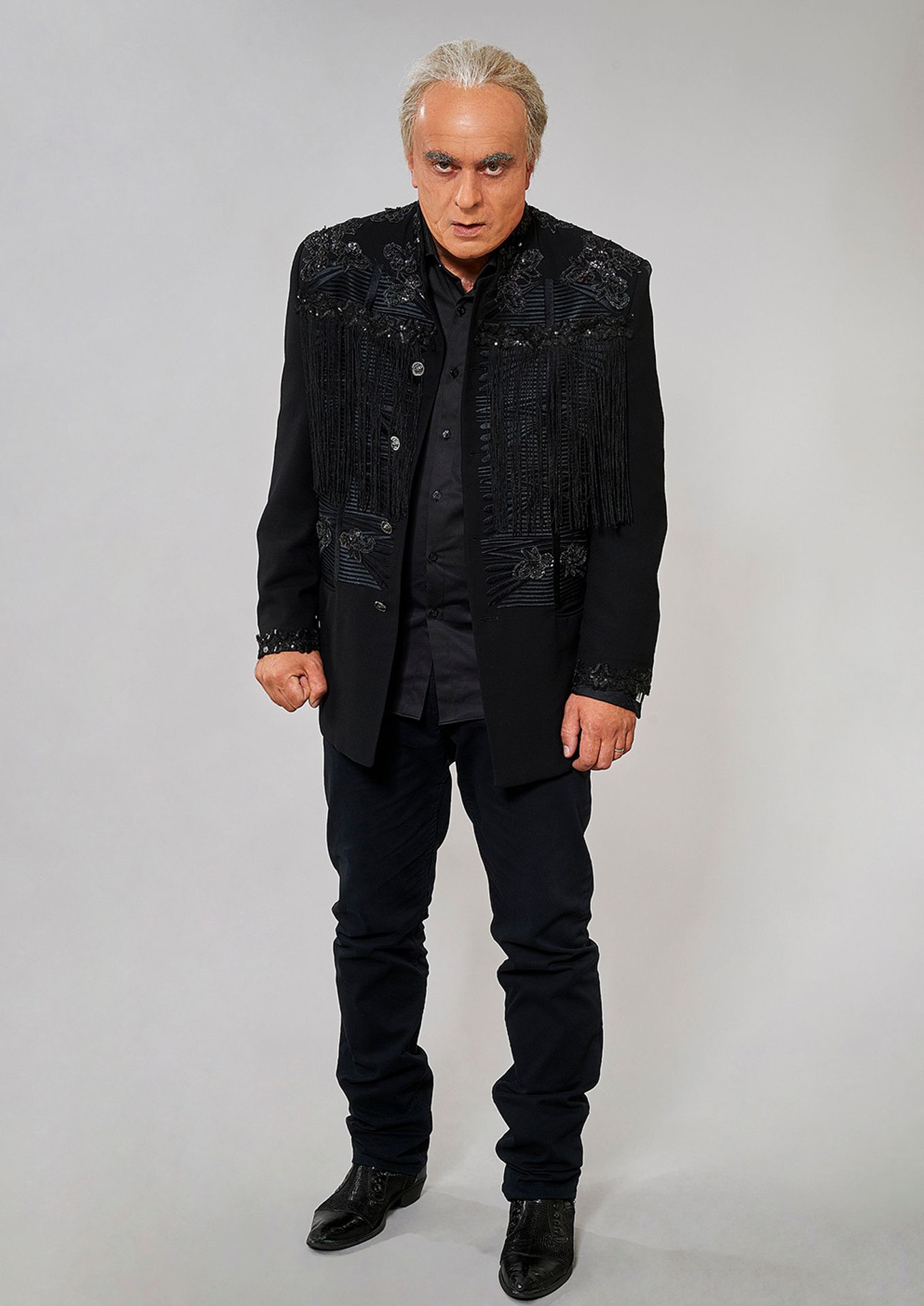 Tvoje tvář má známý hlas: Proměny 8. epizody - Tomáš Matonoha jako Johnny Cash - GALERIE: Tvoje tvář má známý hlas: Proměny 8. epizody (8/14)