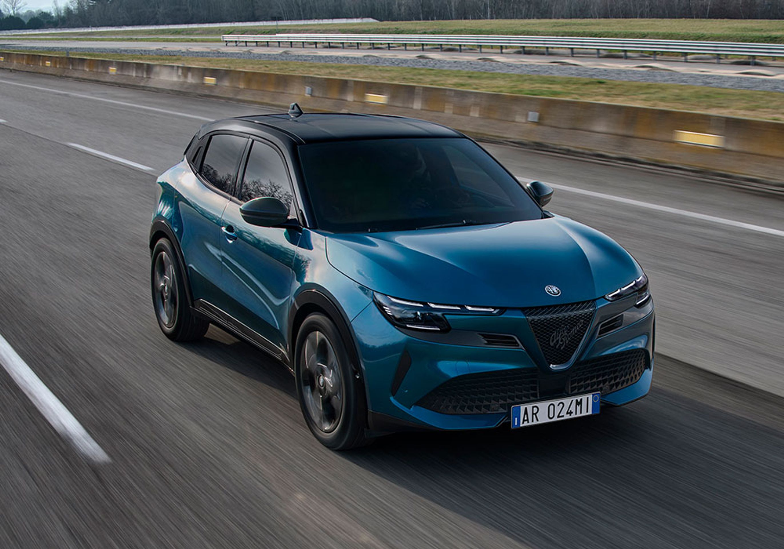 Alfa Romeo Junior - Finalisté boje o evropské Auto roku 2025 (1/8)