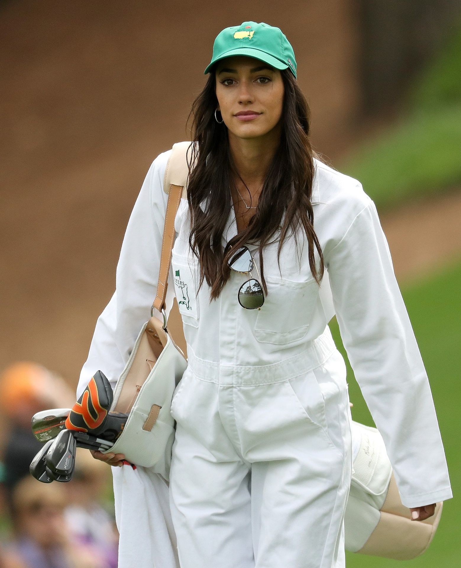 Skokanka o tyči Allison Stokkeová jako golfový caddie - Seznamte se! Americké tyčkařce krása zkazila kariéru (4/5)