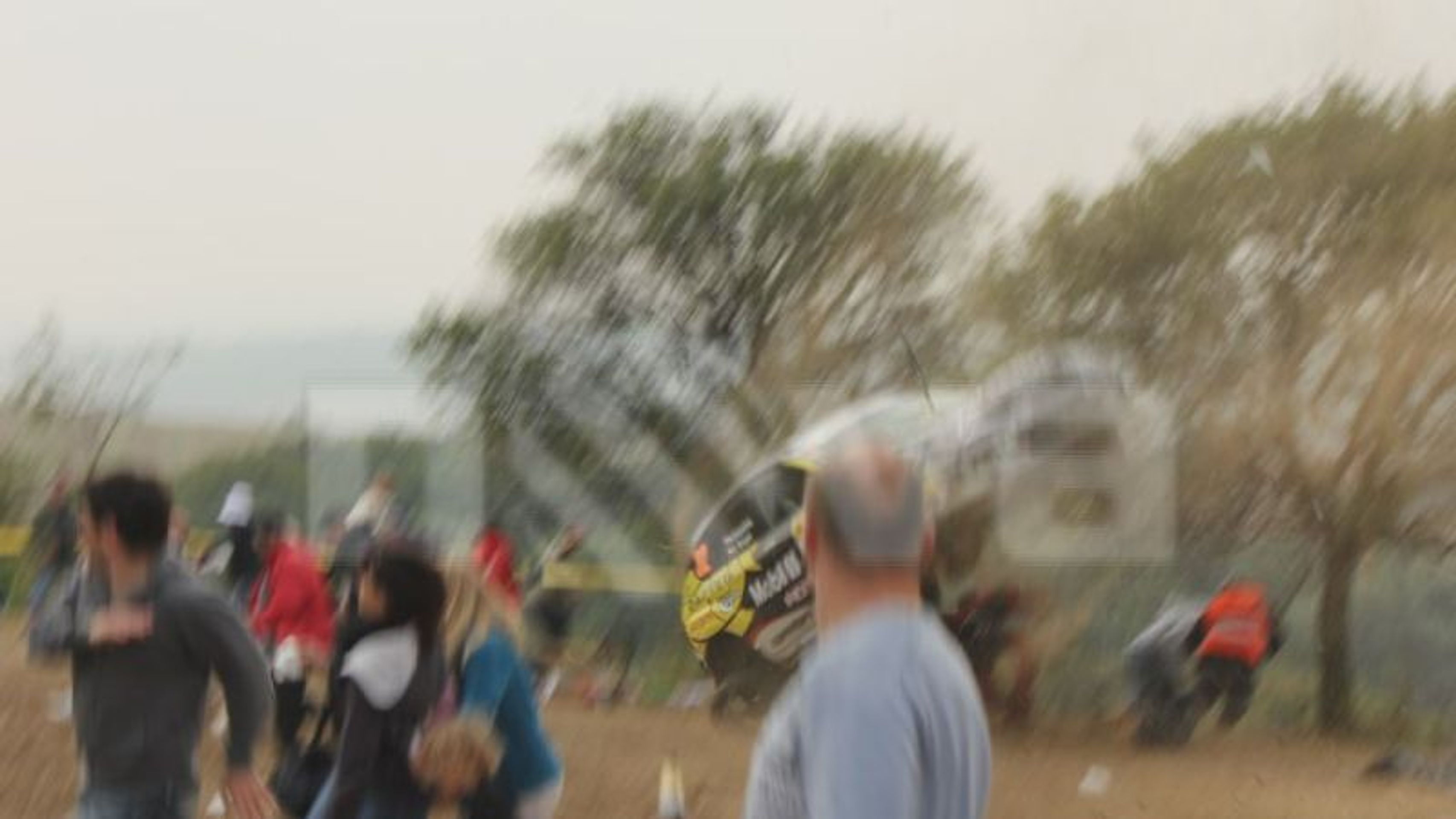 Nehoda na Barum rally - 8 - Nehoda na Barum rally (7/12)