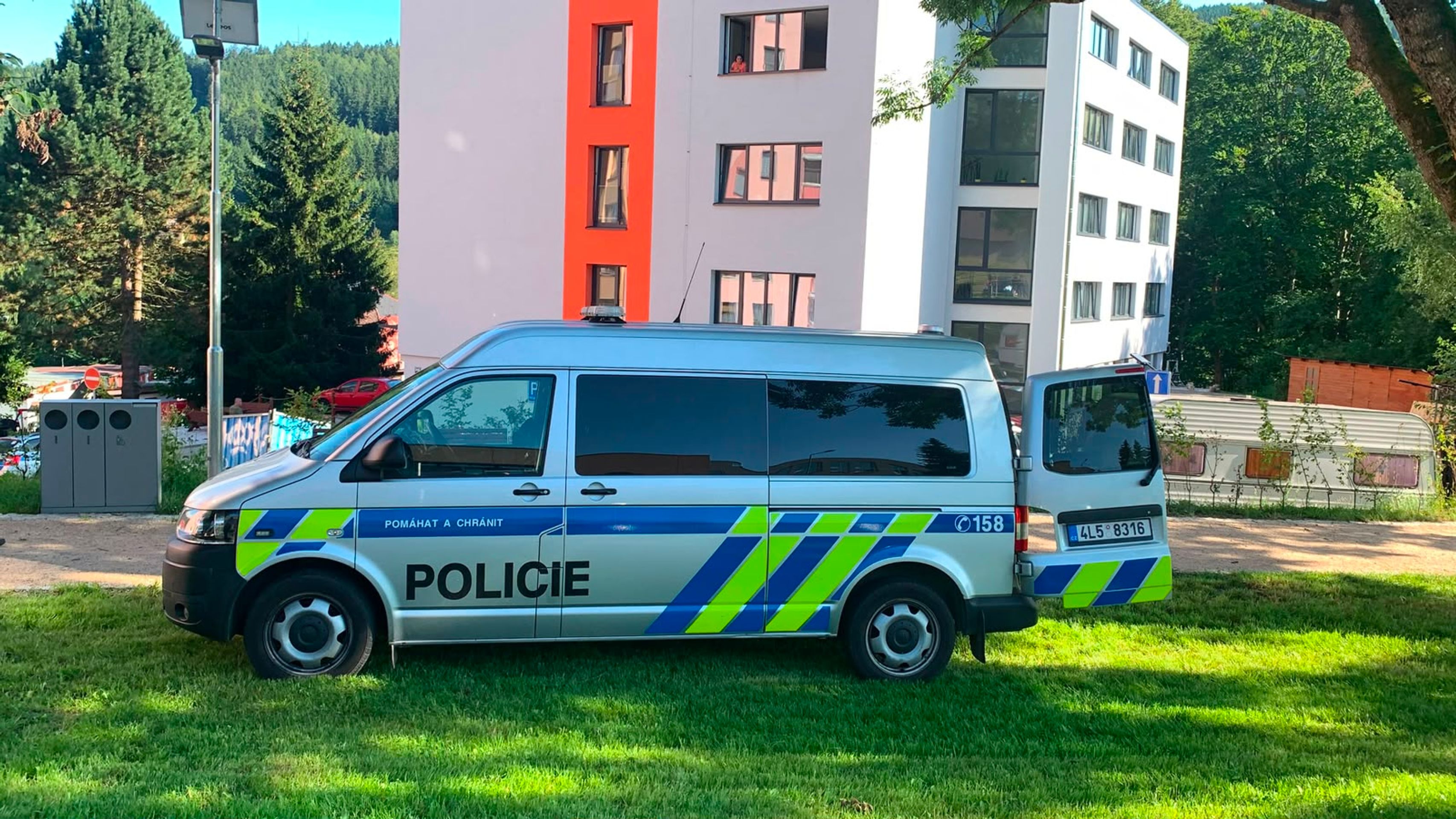 Policejní zásah v Tanvaldu - Policejní zásah v Tanvaldu (1/7)