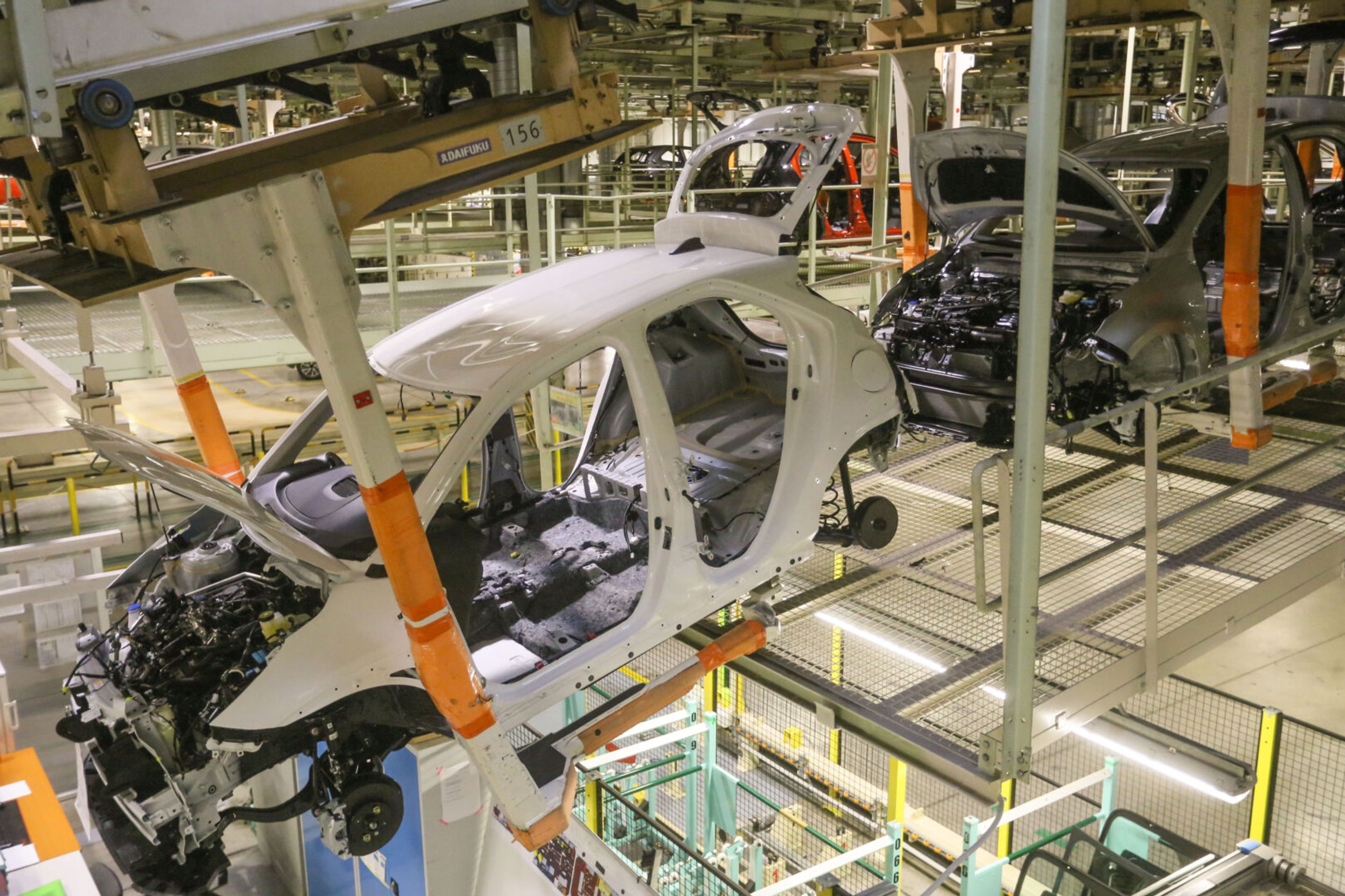 Výrobní linky Toyoty v Kolíně - Toyota bude v Kolíně vyrábět nový bateriový elektromobil (3/9)
