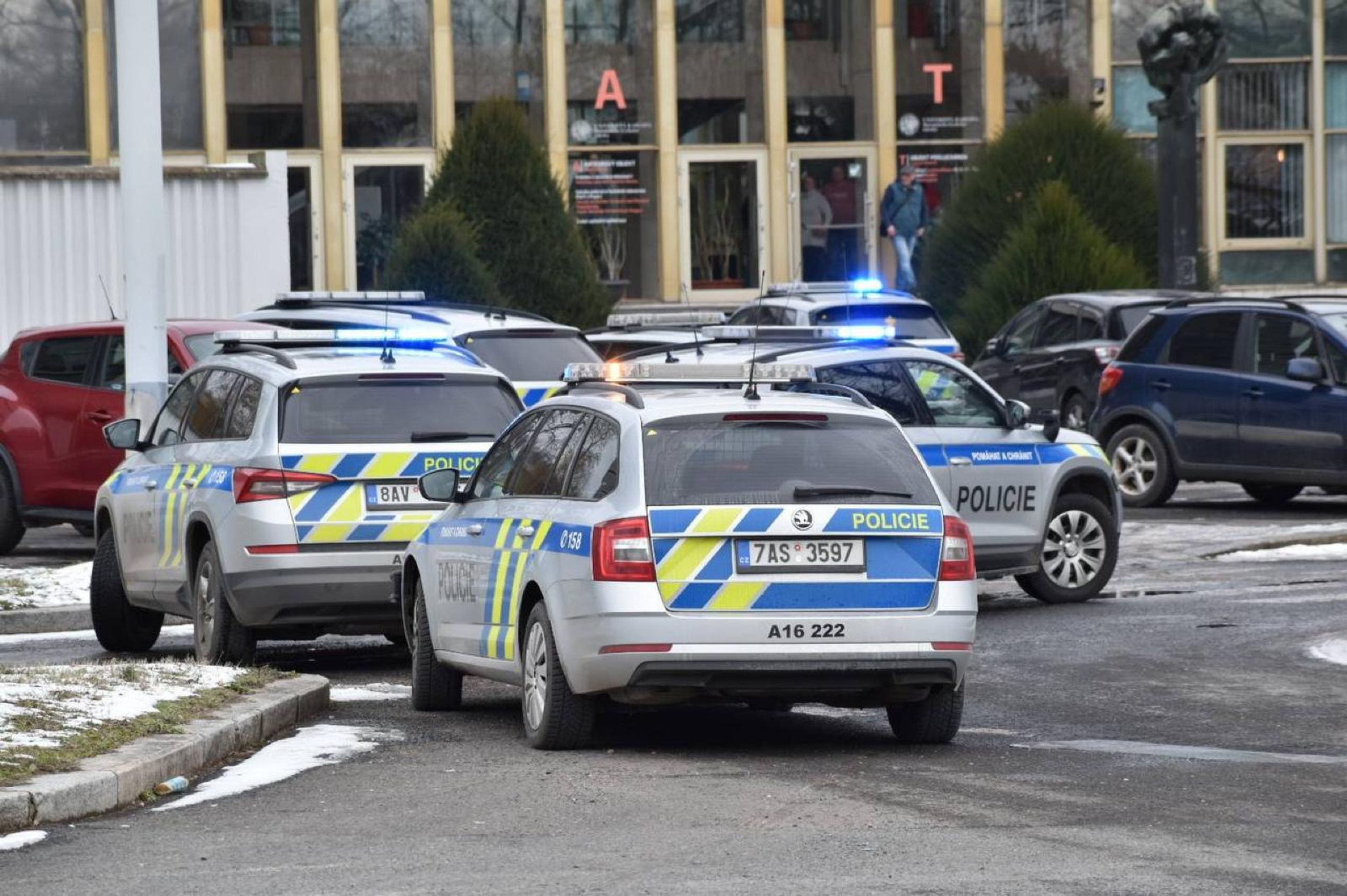 Policejní zásah v budově Univerzity Karlovy (8) - Policejní zásah v budově Univerzity Karlovy (12/29)