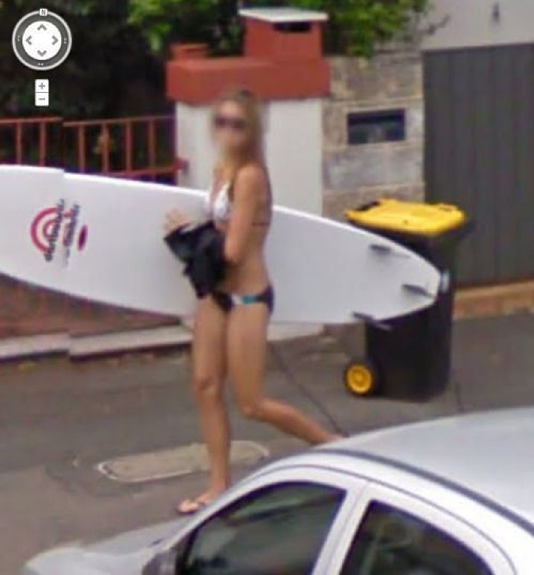 Holky z Google street view - 4 - GALERIE: Holky z Google Street View (4/27)