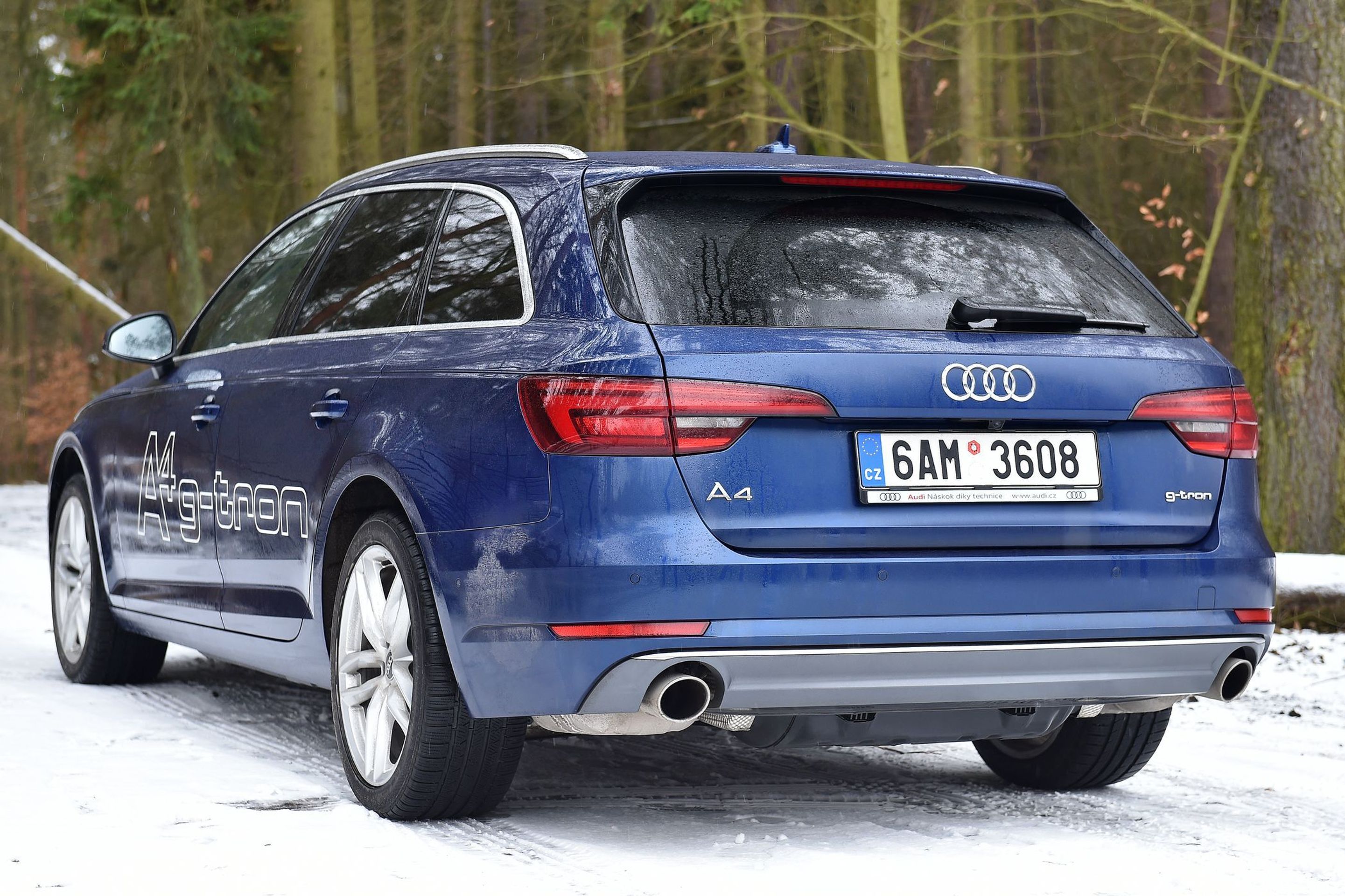 Audi A4 Avant g-tron - 2 - GALERIE: Audi A4 Avant g-tron (6/15)