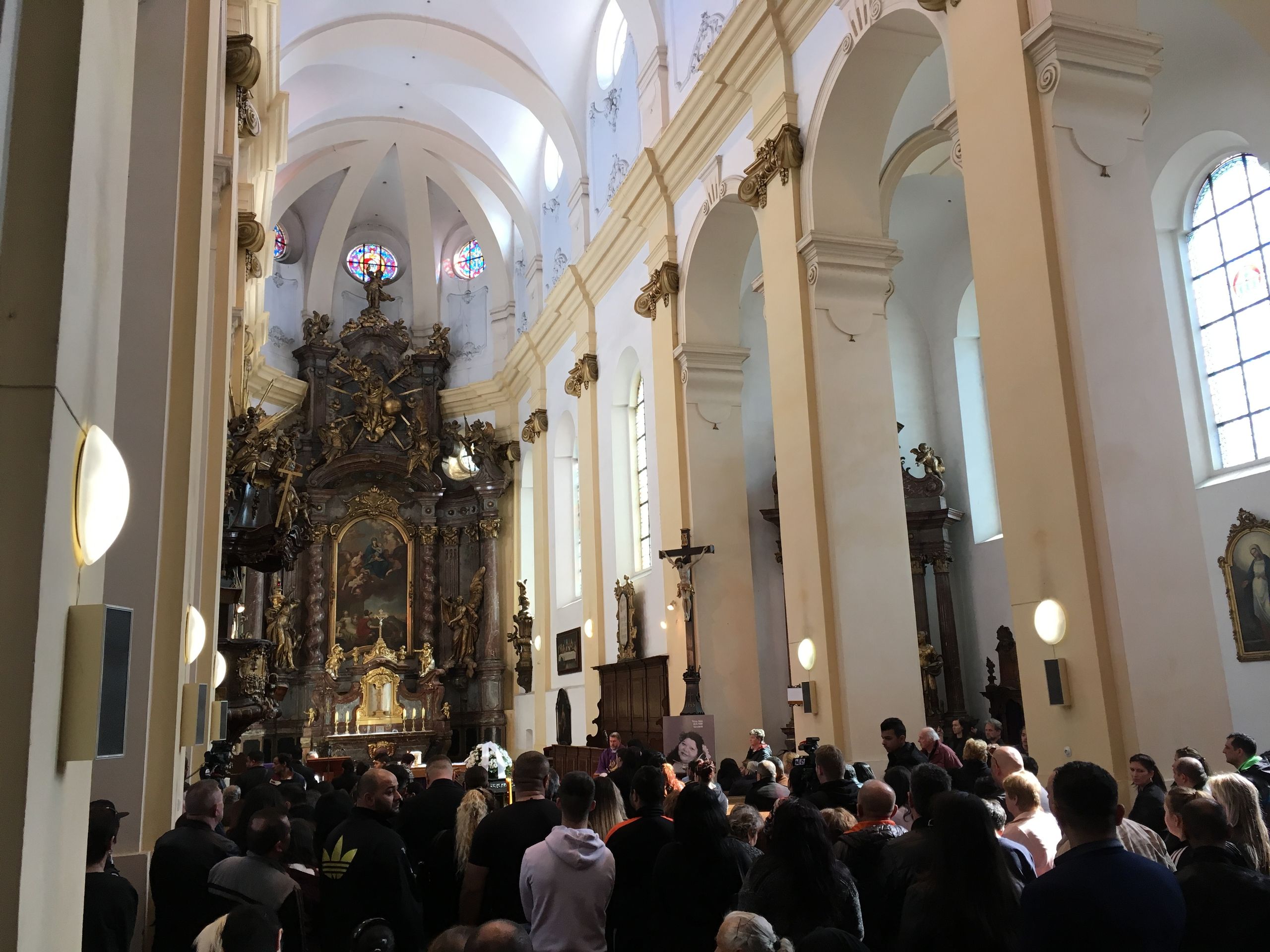 Pohřeb Věry Bílé - 2 - GALERIE: Pohřeb Věry Bílé v Rokycanech (2/5)