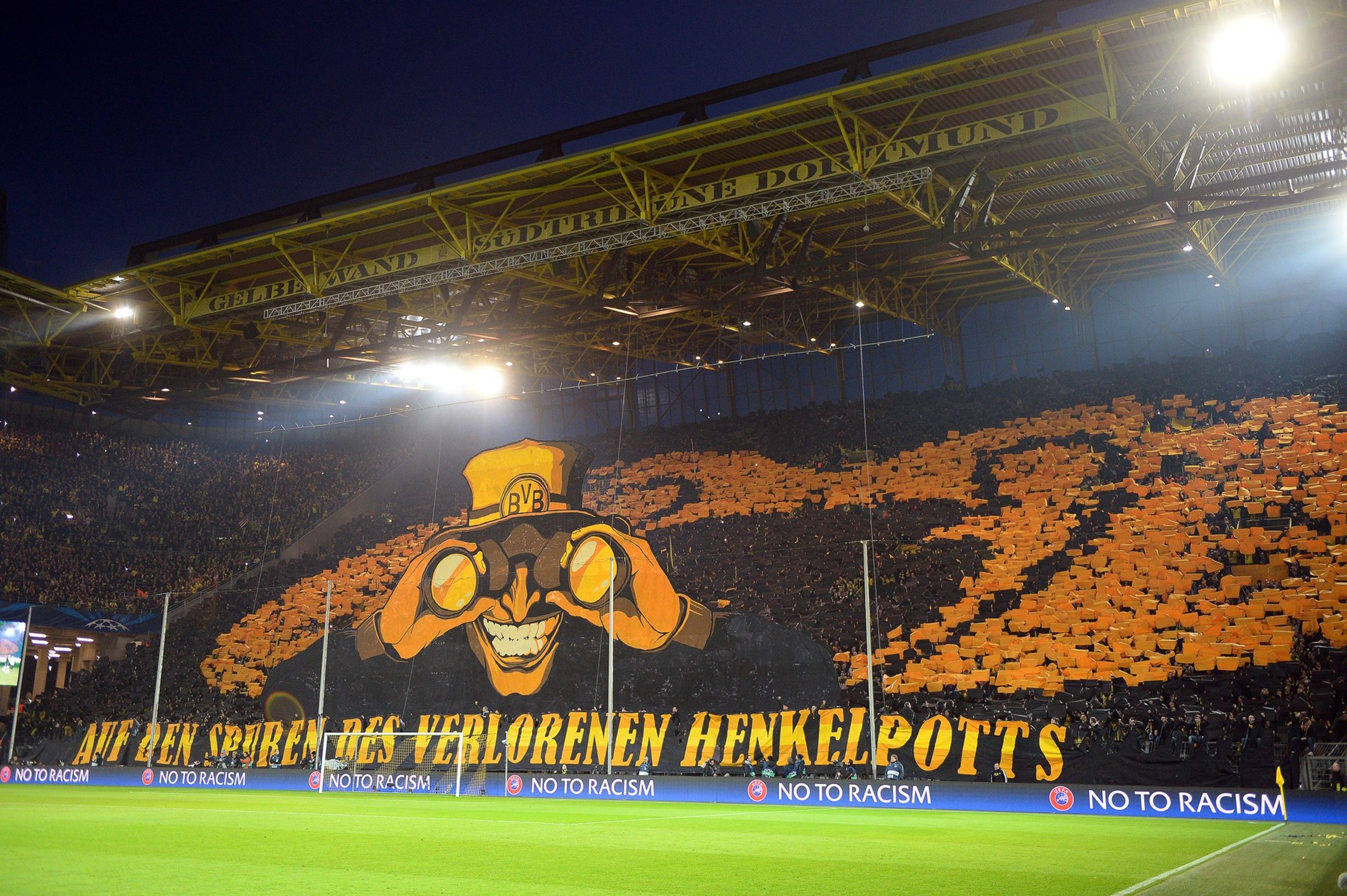 Choreo fanoušků Borussie Dortmund na slavném Signal Iduna Parku - Nejkrásnější chorea fanoušků Borussie Dortmund (6/7)