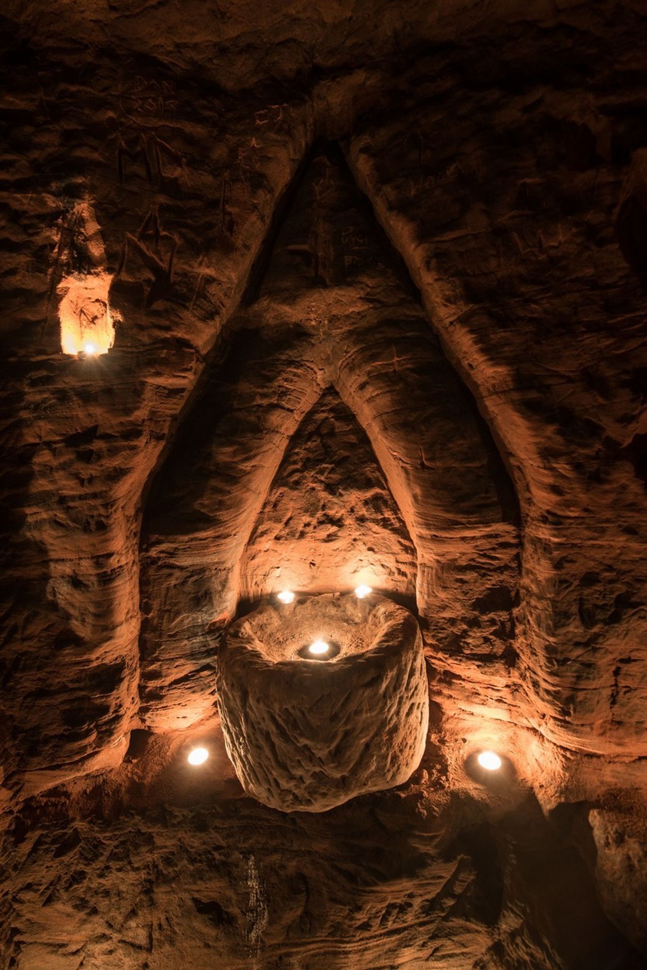 Králičí nora ukrývala 700 let starou templářskou jeskyni - 5 - GALERIE: Králičí nora ukrývala 700 let starou templářskou jeskyni (5/5)
