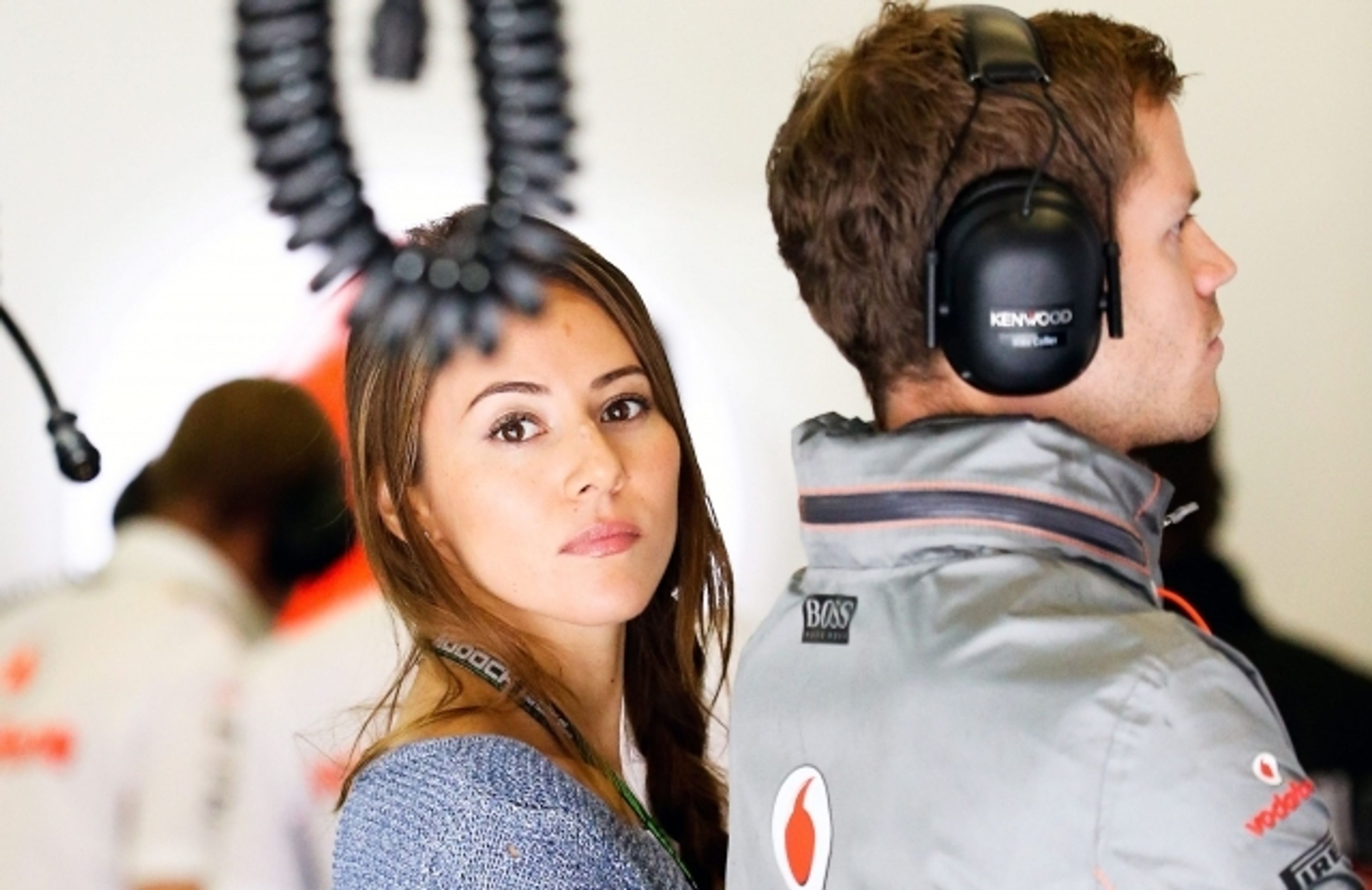 Mark Webber a Jessica Michibatová ve Spa - 3 - GALERIE: Mark Webber a Jessica Michibatová ve Spa (7/10)