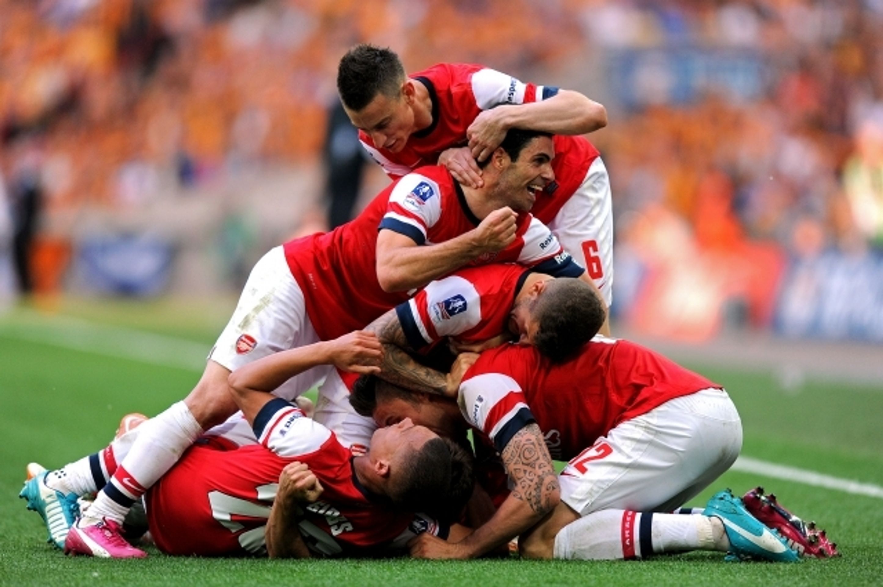 Tomáš Rosický a vítězství v FA Cupu 2014 - 3 - GALERIE: Tomáš Rosický a vítězství v FA Cupu 2014 (3/8)