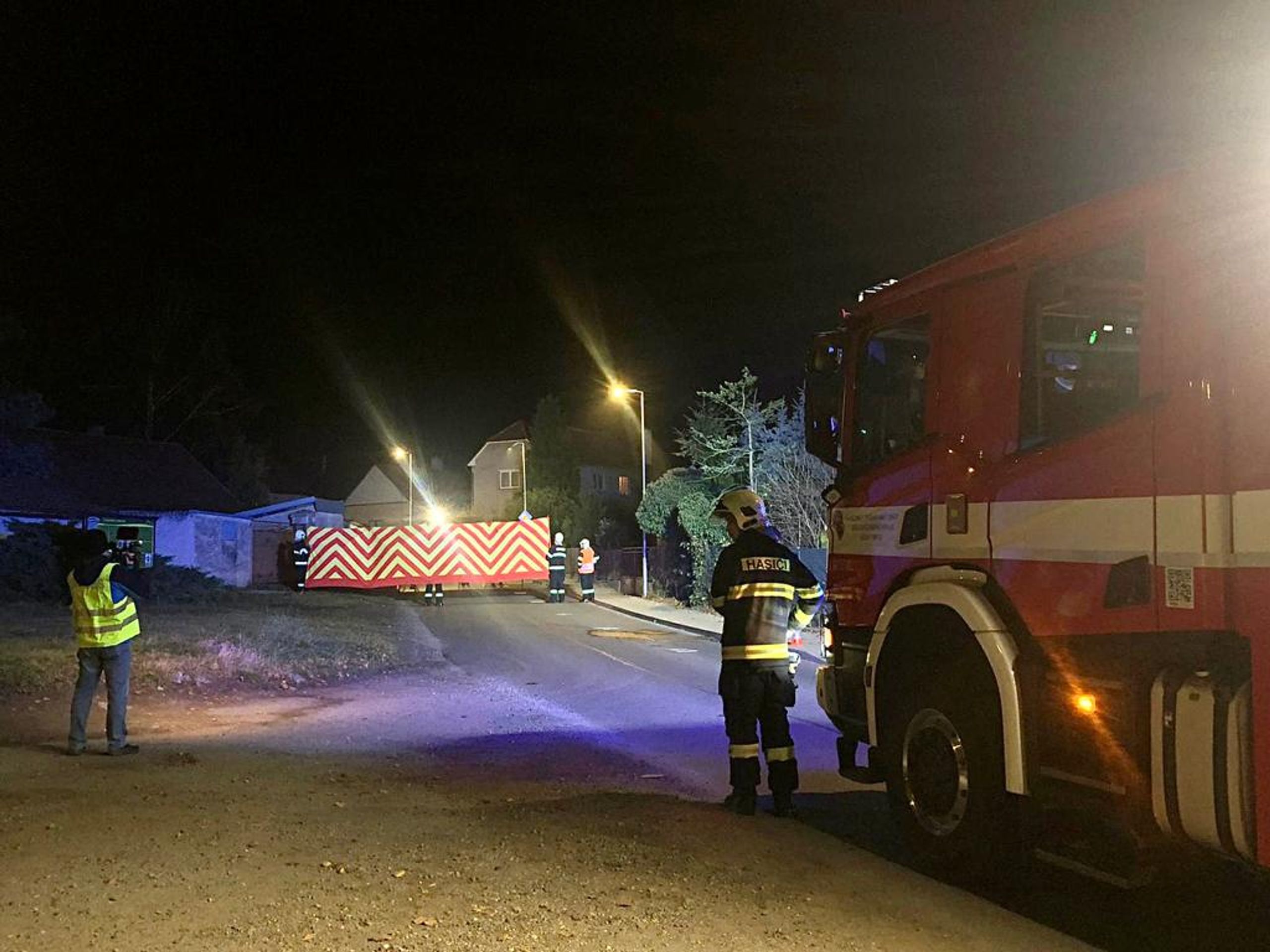 Tragická nehoda v obci Tatce na Kolínsku - Tragická nehoda v obci Tatce na Kolínsku (2/5)
