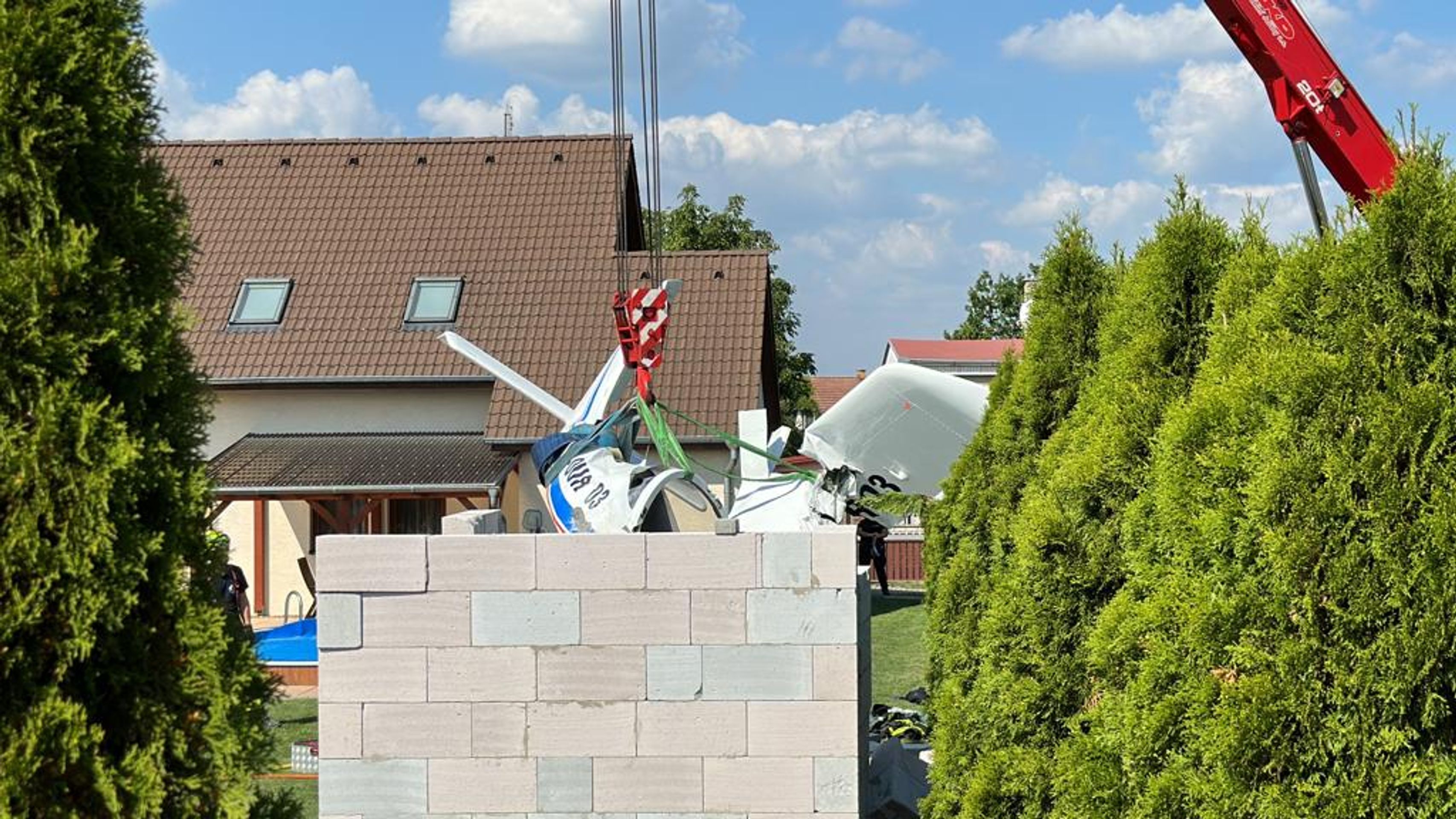 Pád ultralightu na Berounsku (22) - Pád ultralightu na Berounsku (8/28)
