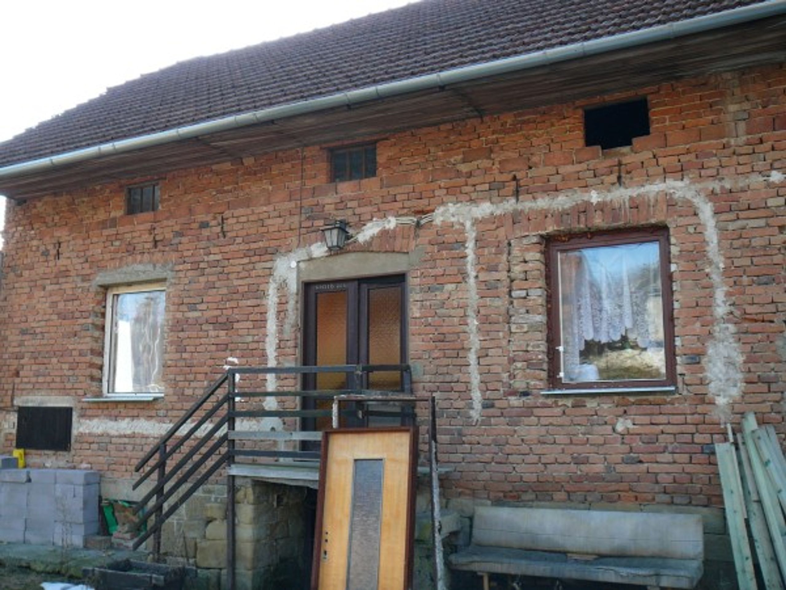 RD Loučka - GALERIE: Dražba RD v Loučce (3/3)