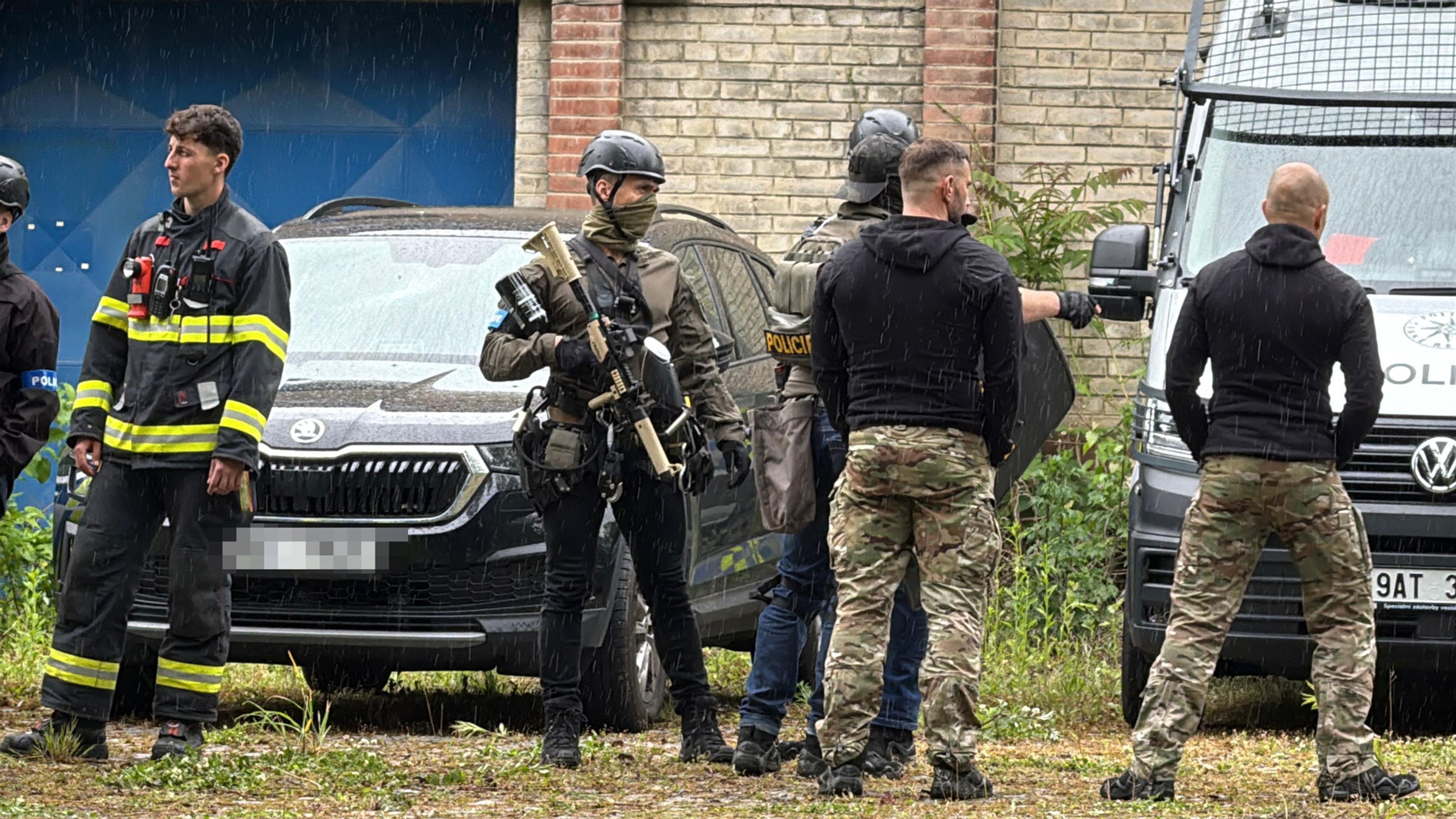 Policejní vyjednávání na Praze 6 (8) - Policejní vyjednávání na Praze 6 (10/10)