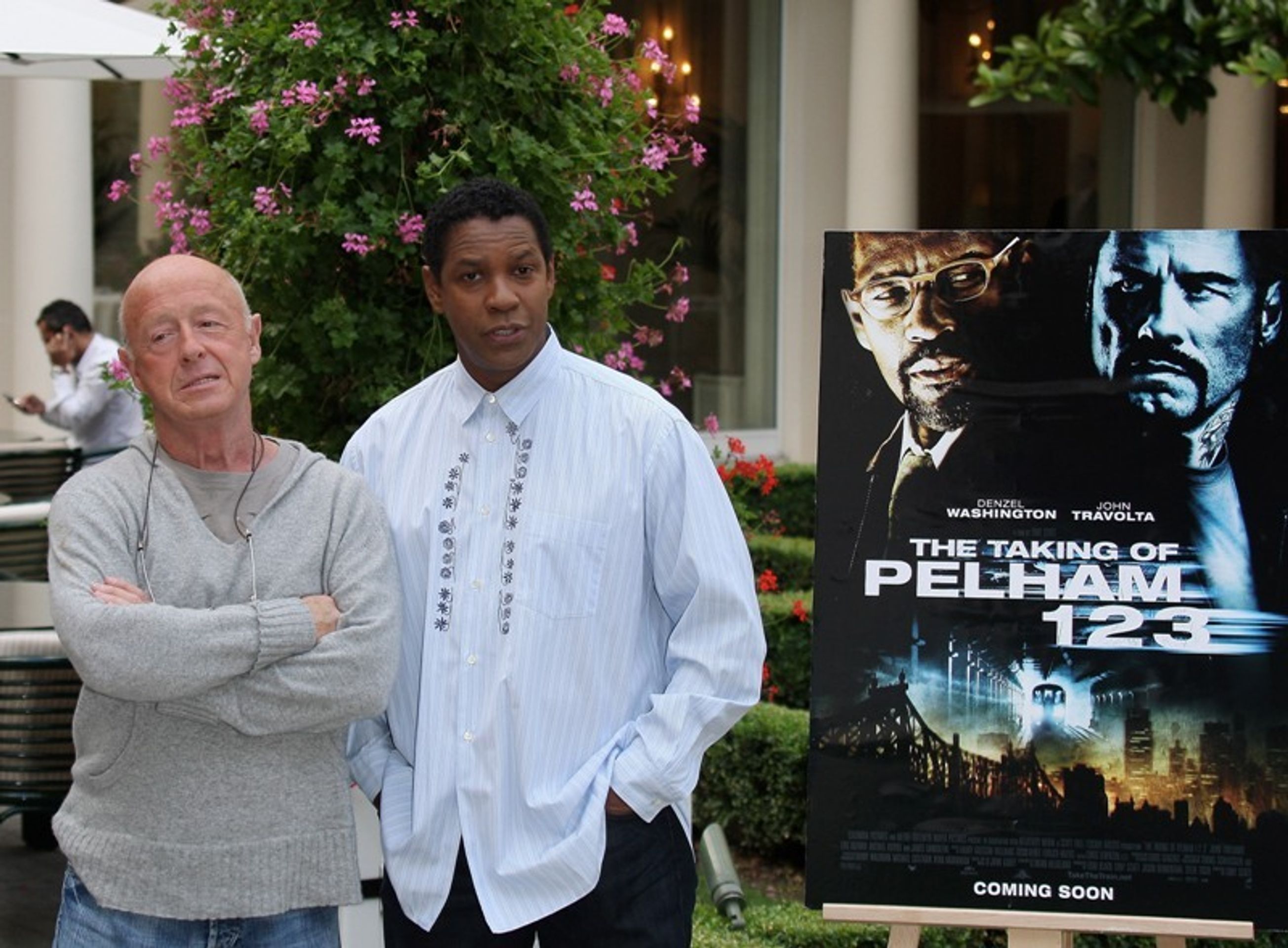 Režisér Tony Scott - 9 - Režisér Top Gunu Tony Scott skočil v Los Angeles z mostu (8/16)