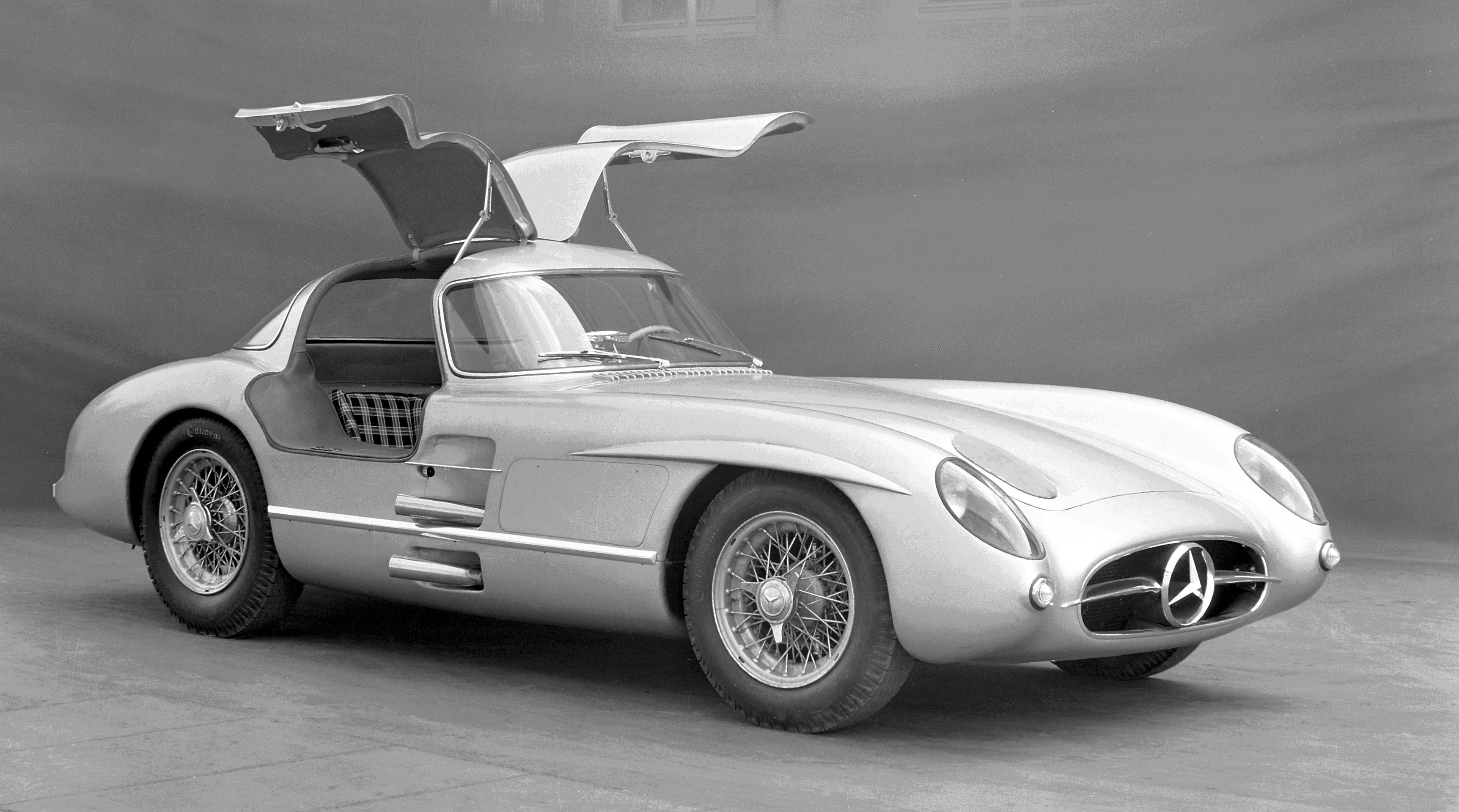 Mercedes-Benz 300 SLR Uhlenhaut Coupe z roku 1955 - Nejdražší auto světa: 300 SLR Uhlenhaut Coupe z roku 1955 (11/20)