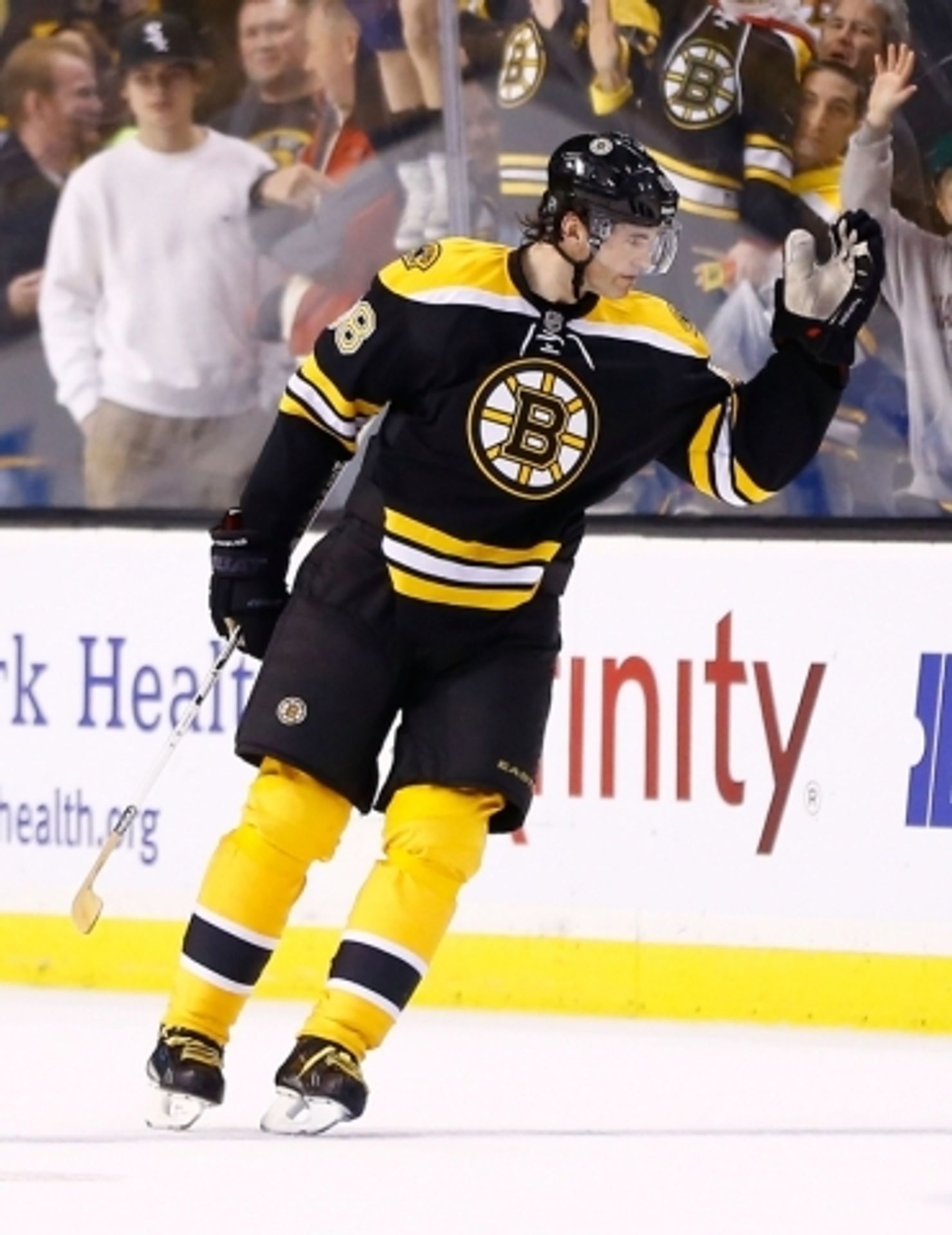 Jágr a jeho vítězná premiéra v Bostonu - 9 - GALERIE: Jágrova premiéra snů v Bostonu. Výhra a vítězný gól (3/10)