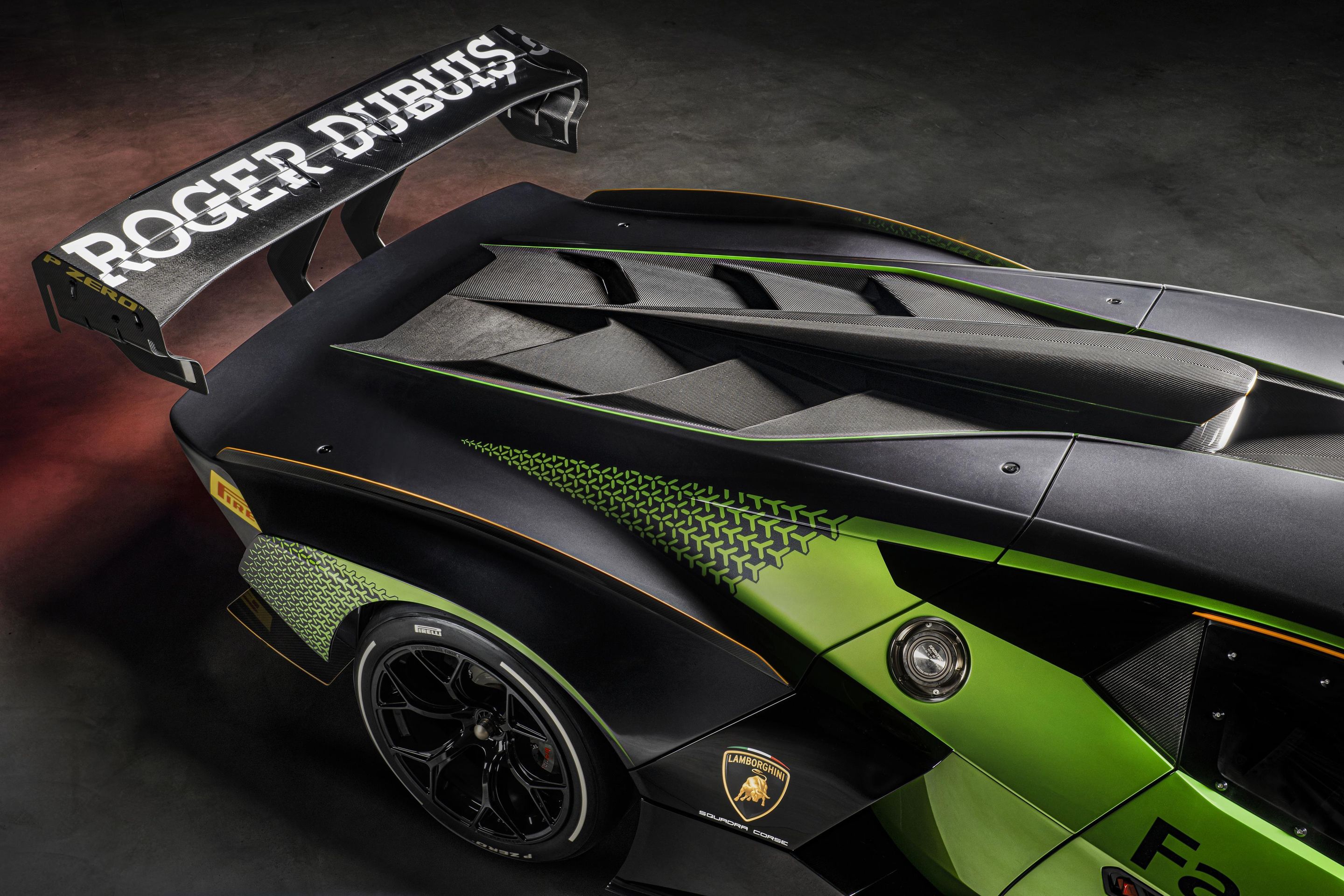 Lamborghini Essenza SCV12 - 25 - Fotogalerie: Exkluzivní hračka pro milionáře Lamborghini Essenza SCV12 (8/17)