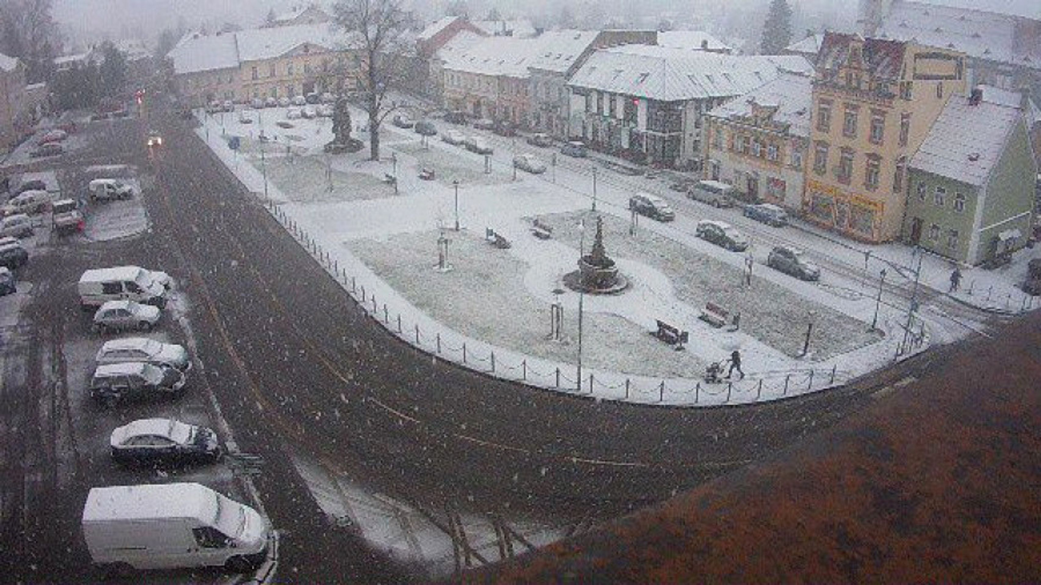 Sníh 1. dubna - Šluknov - GALERIE: Sníh 1. dubna (1/3)
