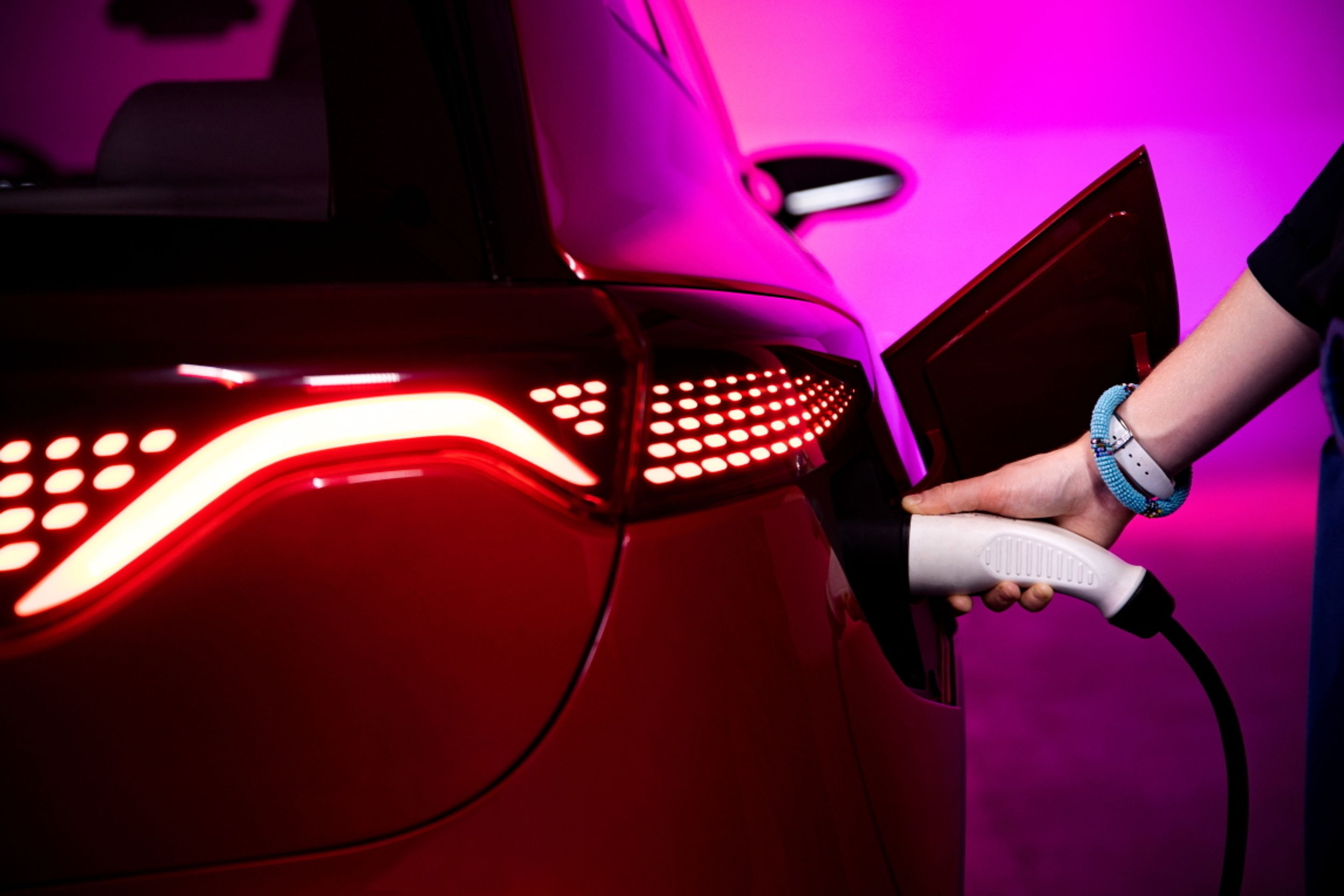 Prototypy elektromobilů Izera - 4 - Fotogalerie: Polské elektromobily Izera (33/33)