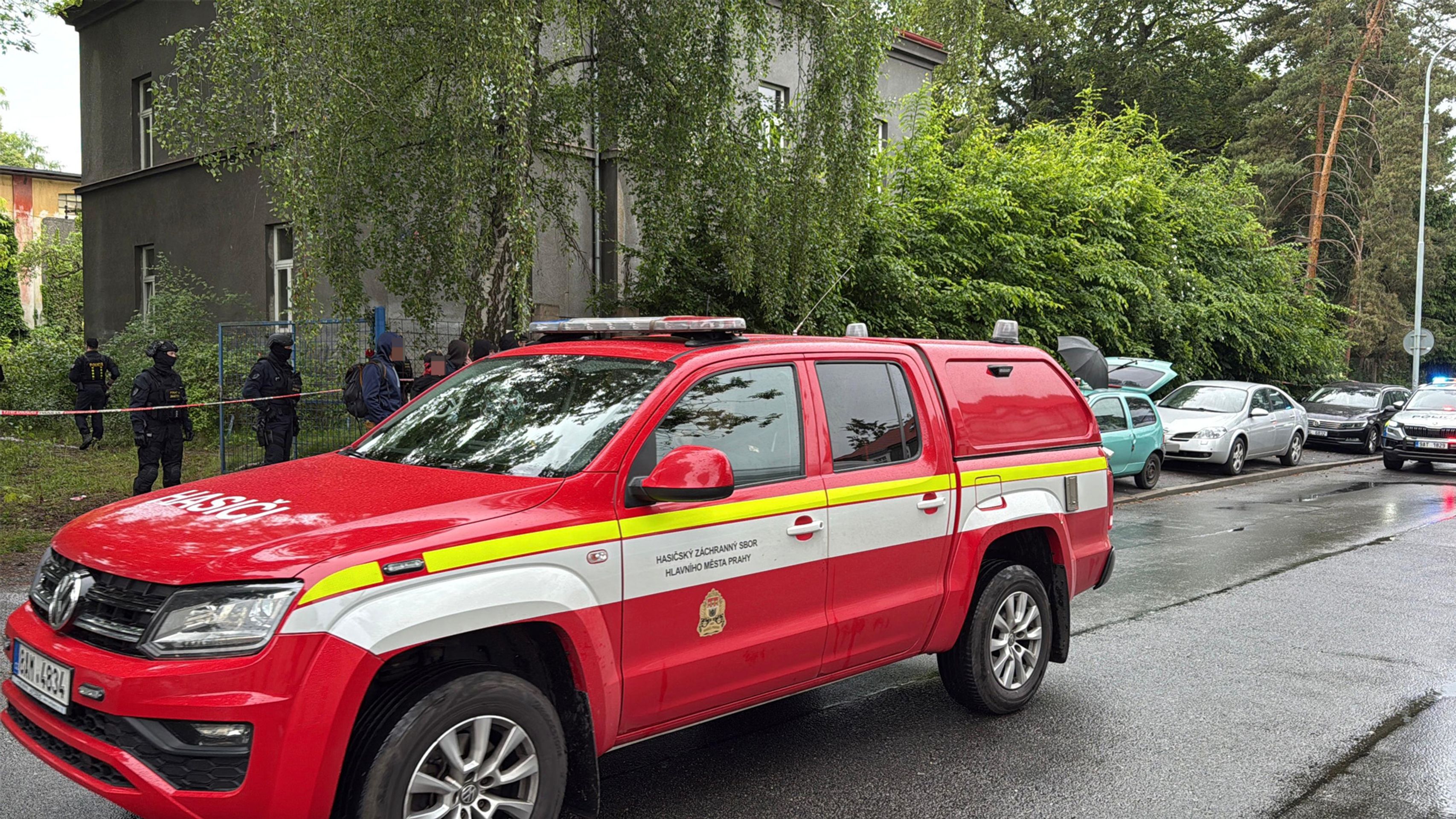 Policejní vyjednávání na Praze 6 (3) - Policejní vyjednávání na Praze 6 (5/10)