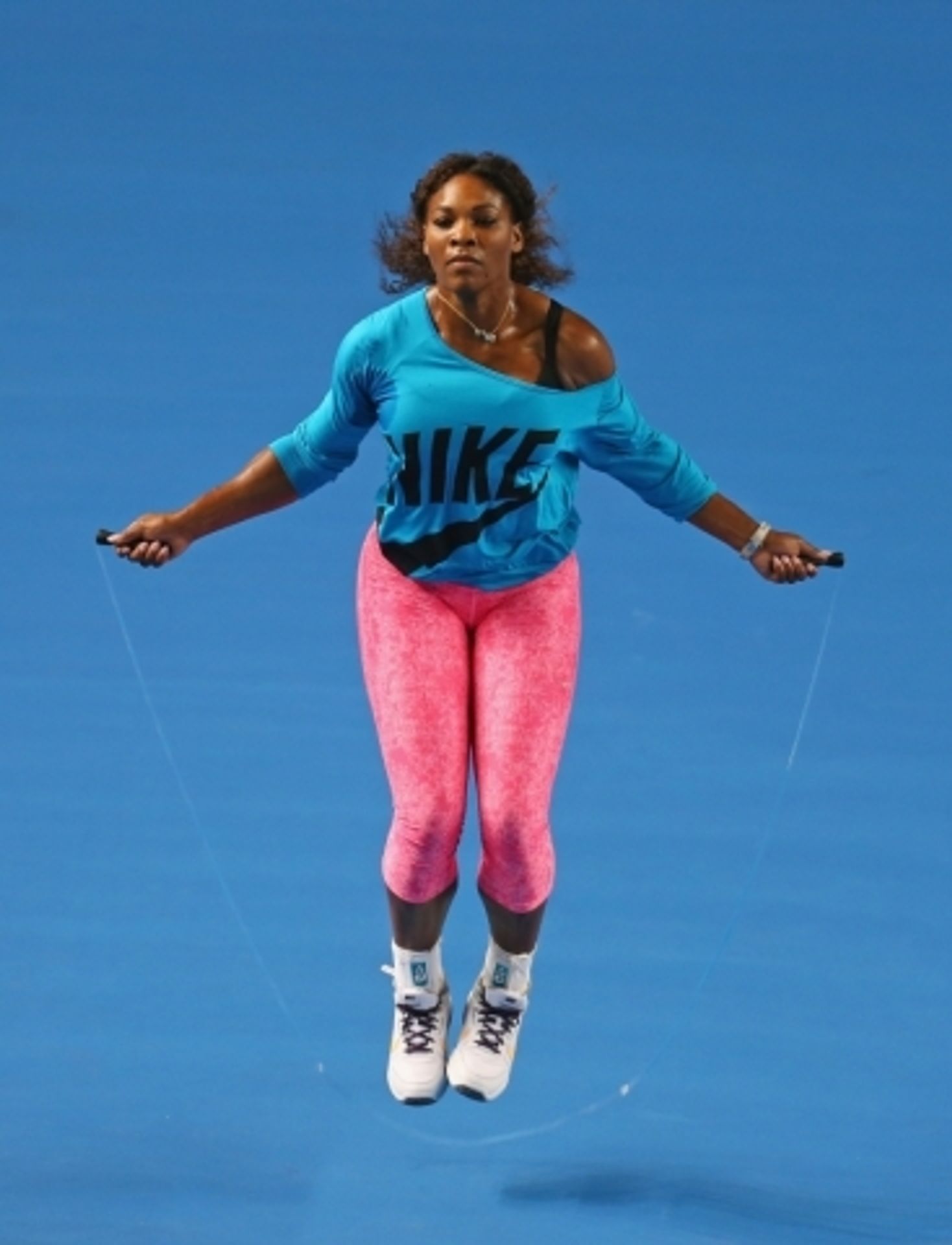 Serena Williamsová trénuje před Australian Open - 2 - GALERIE: Serena Williamsová trénuje před Australian Open (6/10)