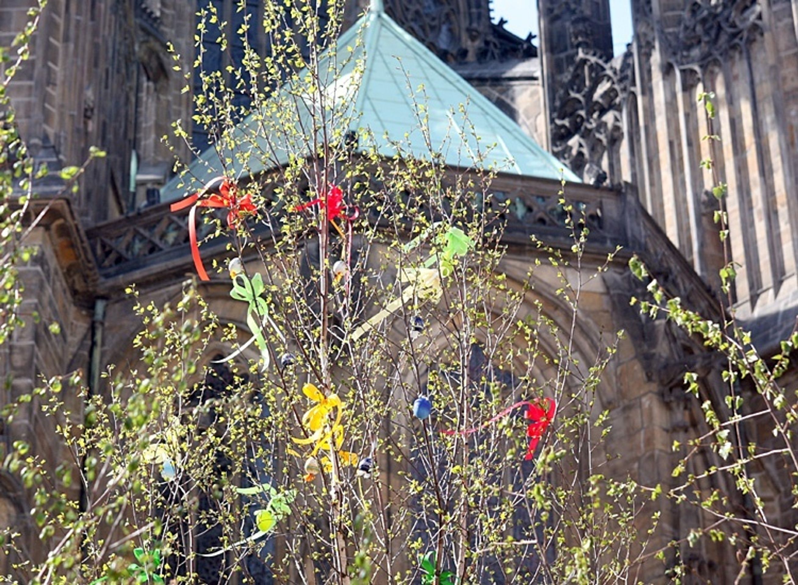 Velikonoce dorazily na Pražský hrad - Na Velikonoce se vyzbrojíte na Hradě - video (3/6)