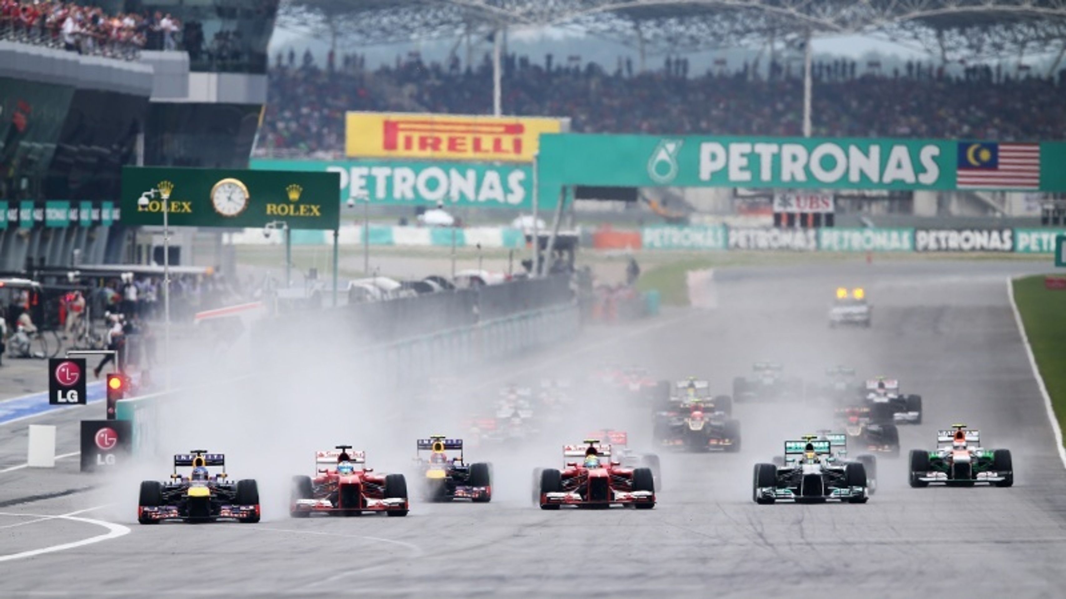 Velká cena Malajsie - 1 - GALERIE: Vettel urval v Malajsii vítězství před Webberem (1/8)