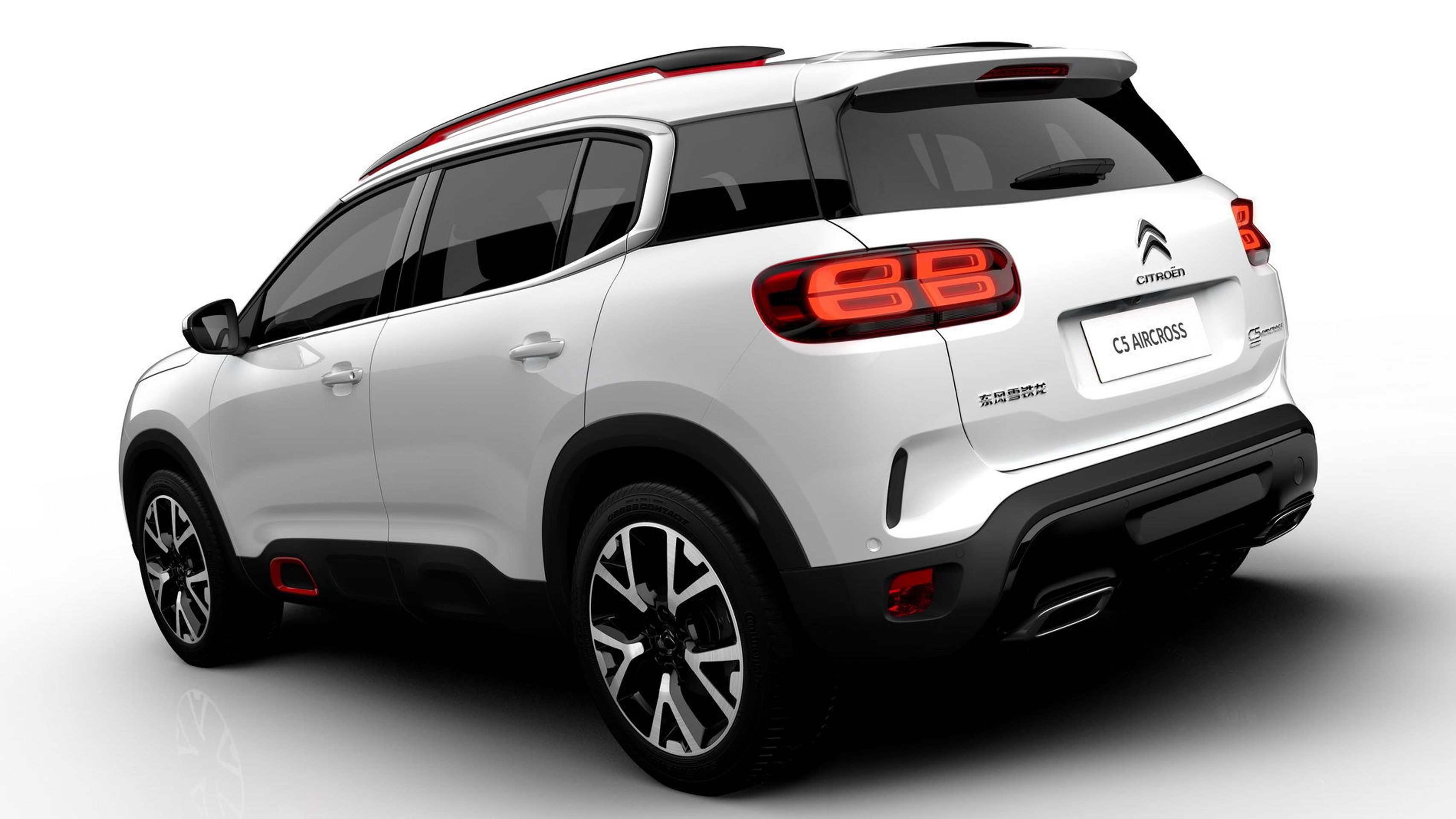 Citroën představuje v Šanghaji nové SUV C5 Aircross - 23 - GALERIE: Citroën C5 Aircross (18/20)