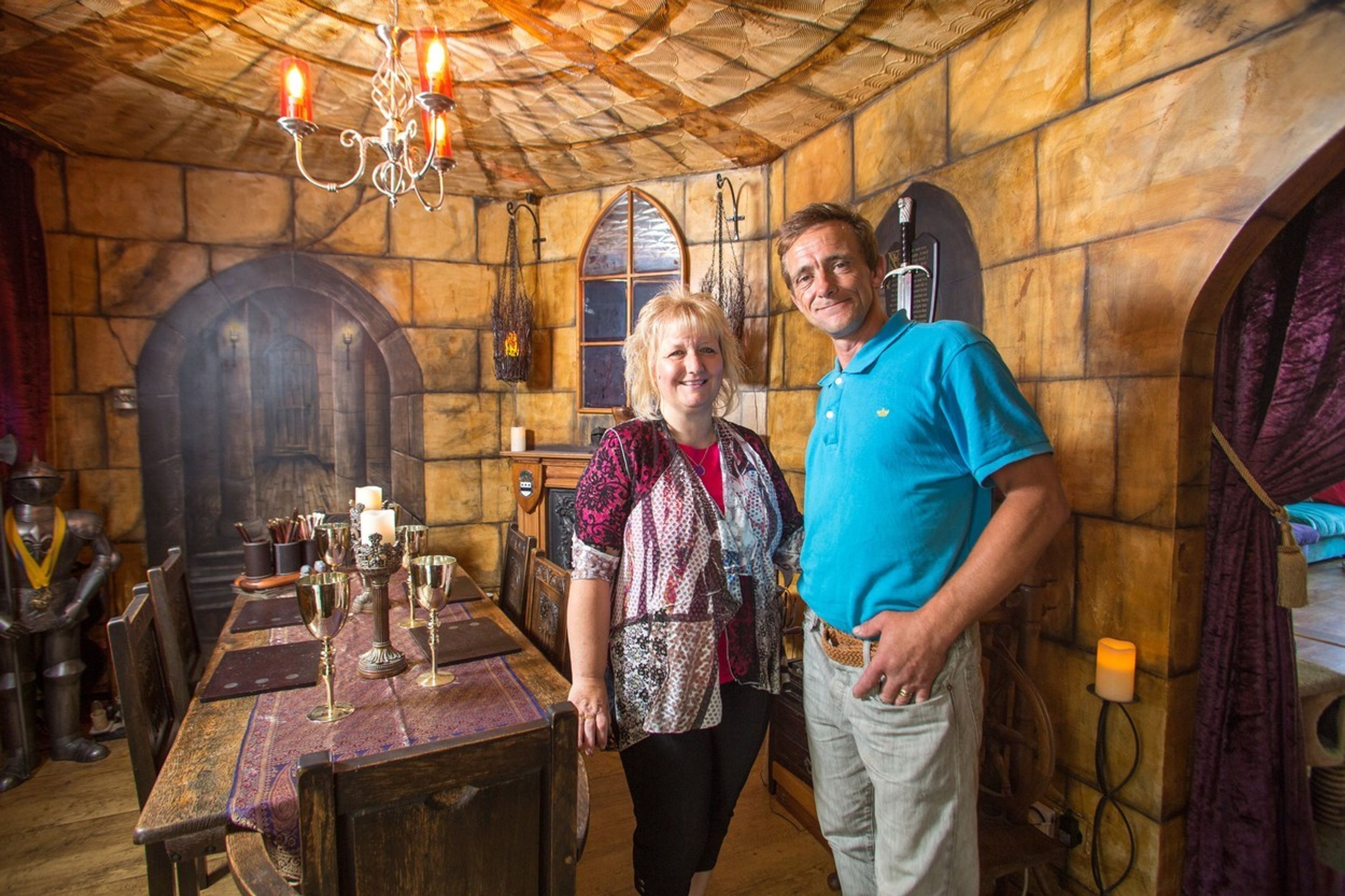 Dům přestavěli na středověký hrad - 3 - GALERIE: Dům přestavěli na středověký hrad (3/5)