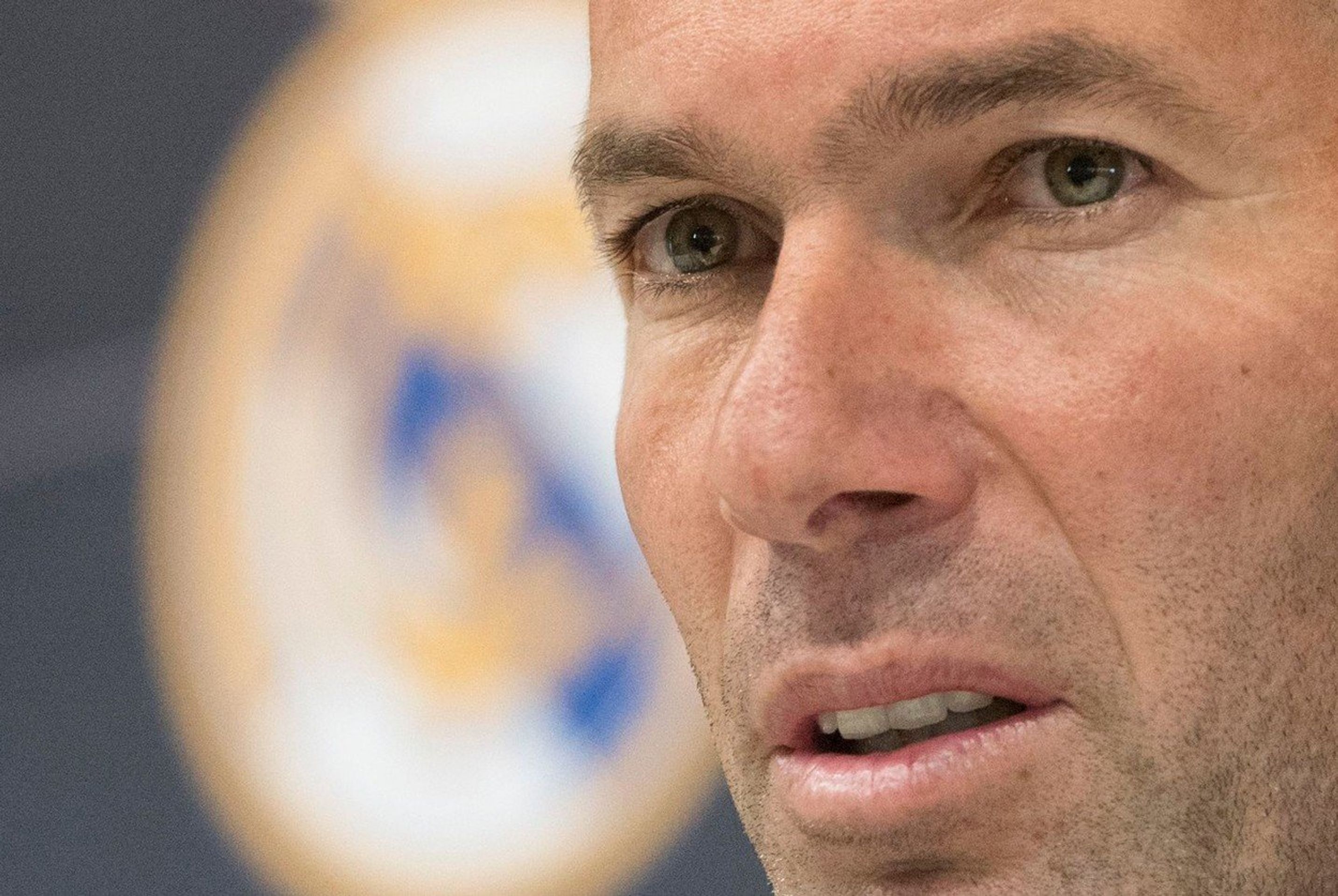 Zinedine Zidane - GALERIE: Zinedine Zidane na tiskové konferenci Realu Madrid (1/4)