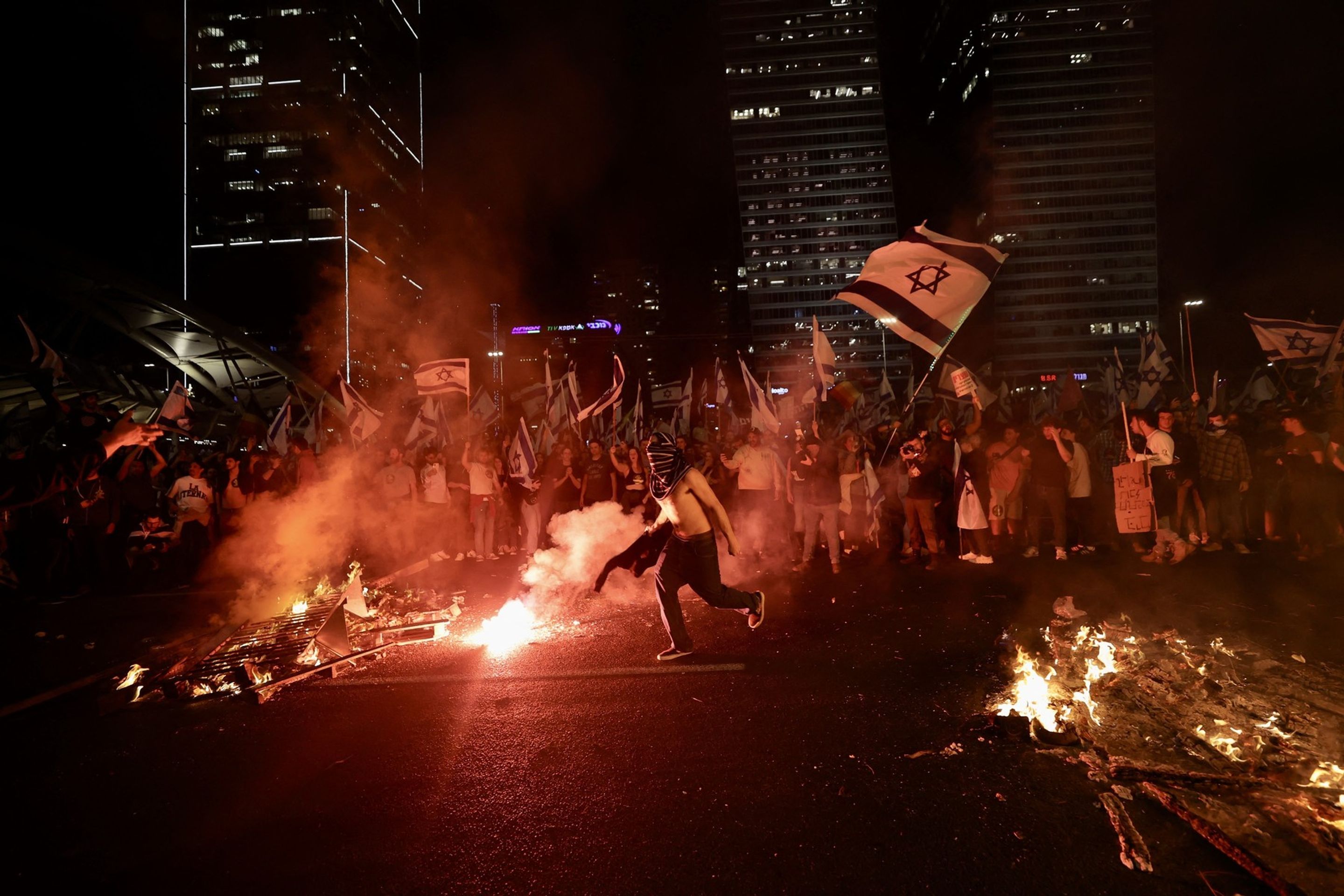 Izrael demonstrace - V Izraeli protestují statisíce lidí (16/23)