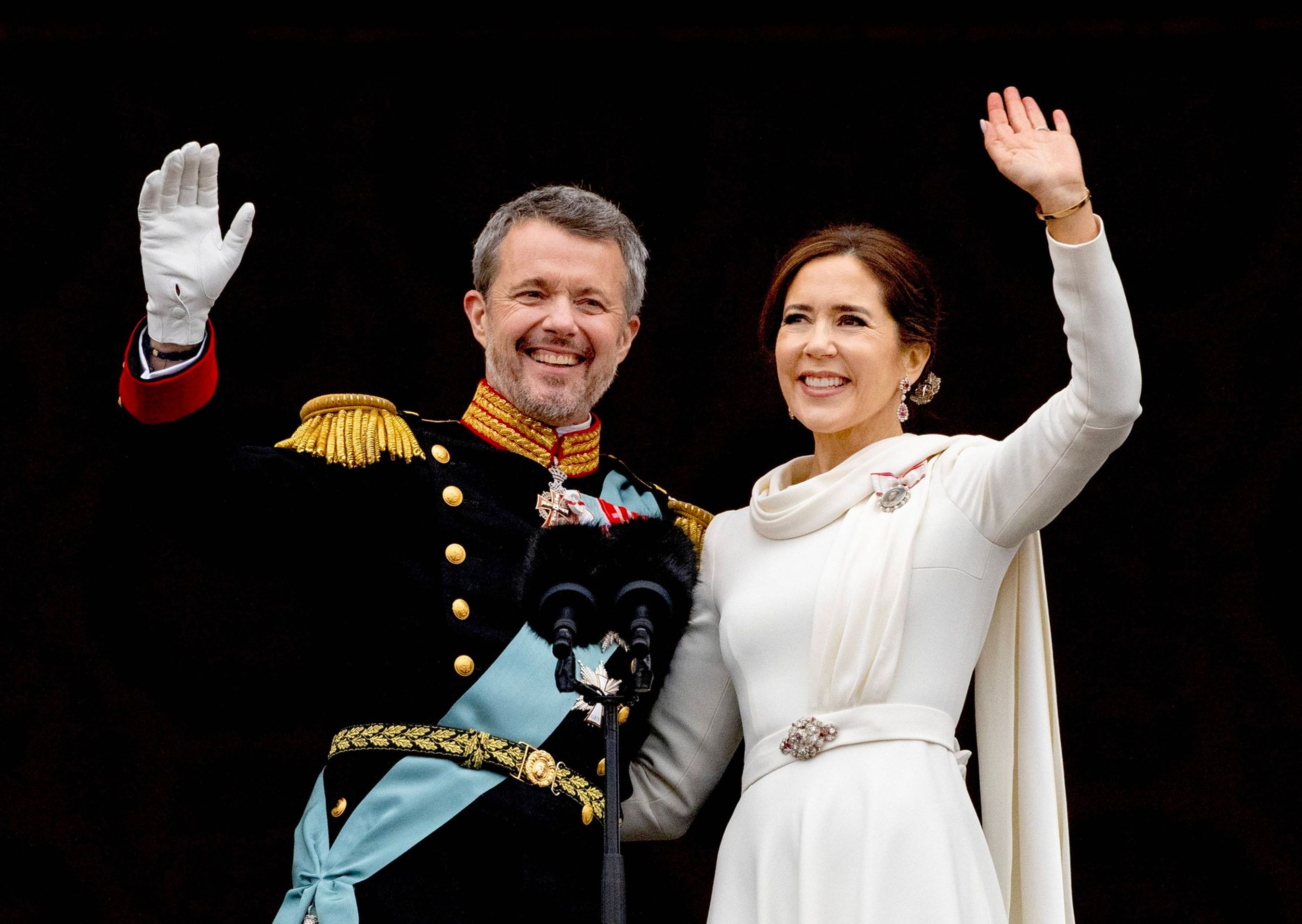 Král Bedřich X., před korunovací známý jako princ Frederik s královnou Mary, 14. 1. 2024 - Dánsko má nového krále (1/4)