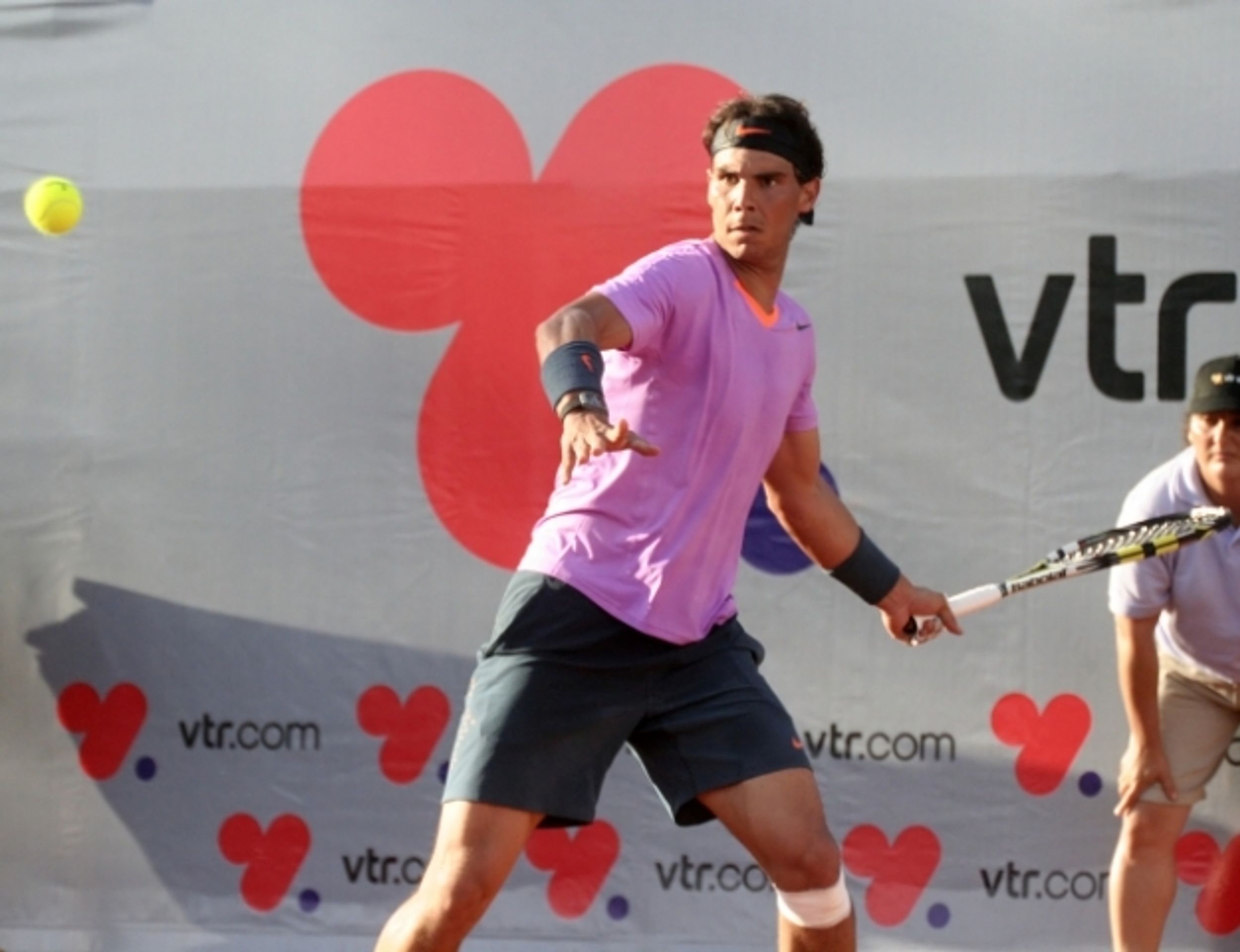 Nadal při svém návratu na turnaji v Chile - GALERIE: Nadal po návratu úřadoval i v singlu (4/8)