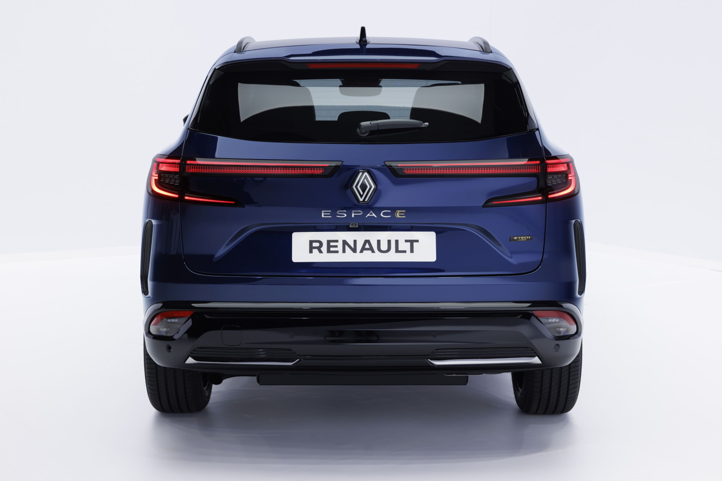 Nový Renault Espace - Nový Espace má být cestovatelským salónkem na kolech (4/15)