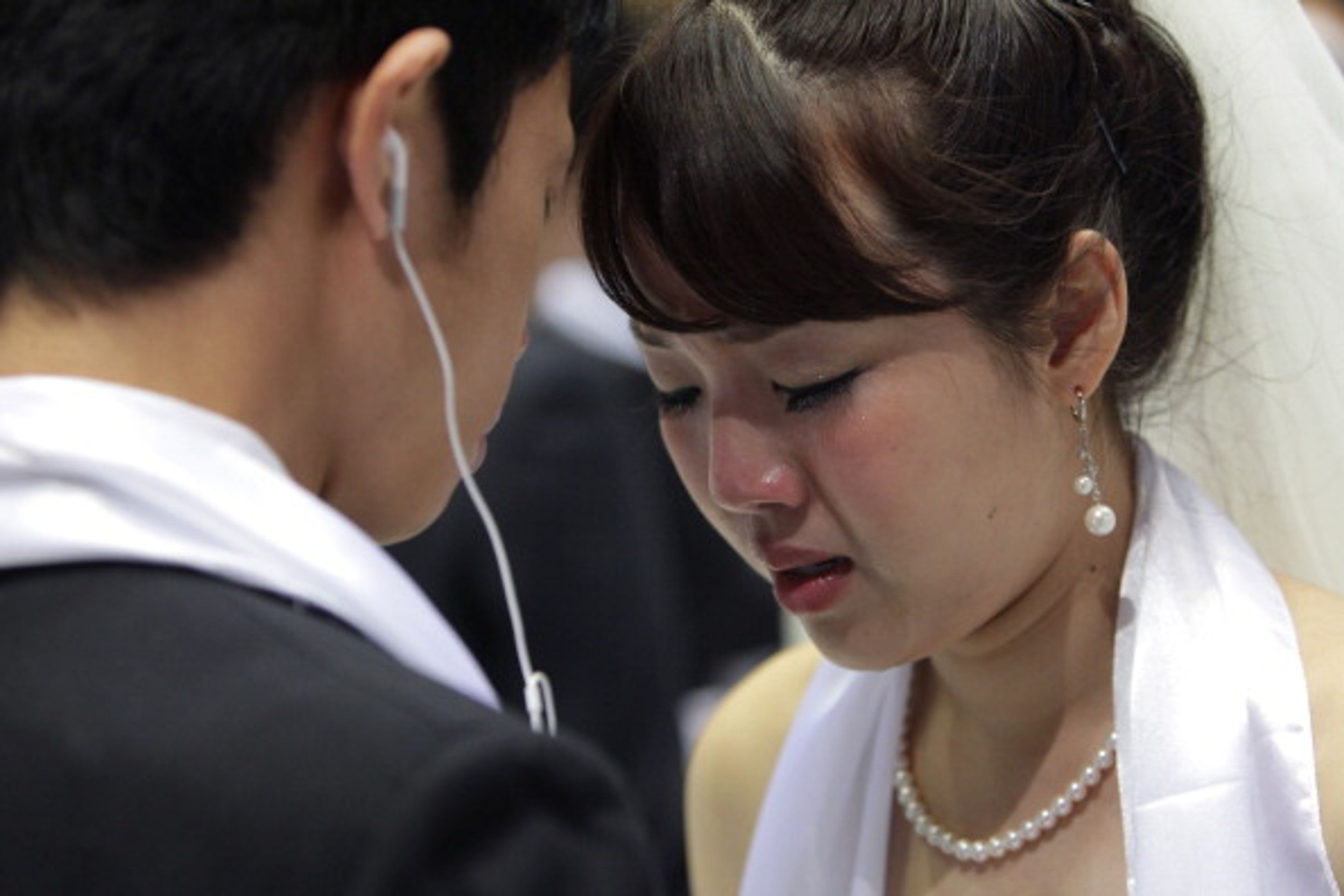 Hromadná svatba v Jižní Koreji - 3 - Svatba ve velkém stylu: Bralo se 3500 párů najednou! (10/12)