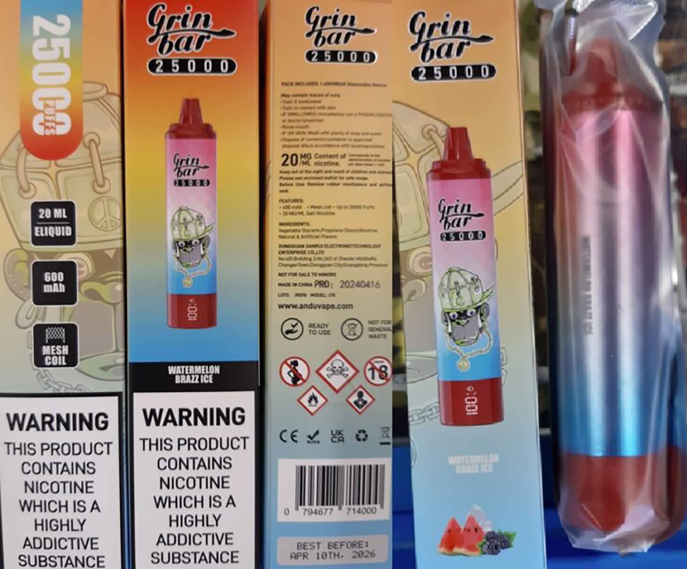 Jednorázová elektronická cigareta Grin bar (1) - Zdravotně závadné e-cigarety (4/7)