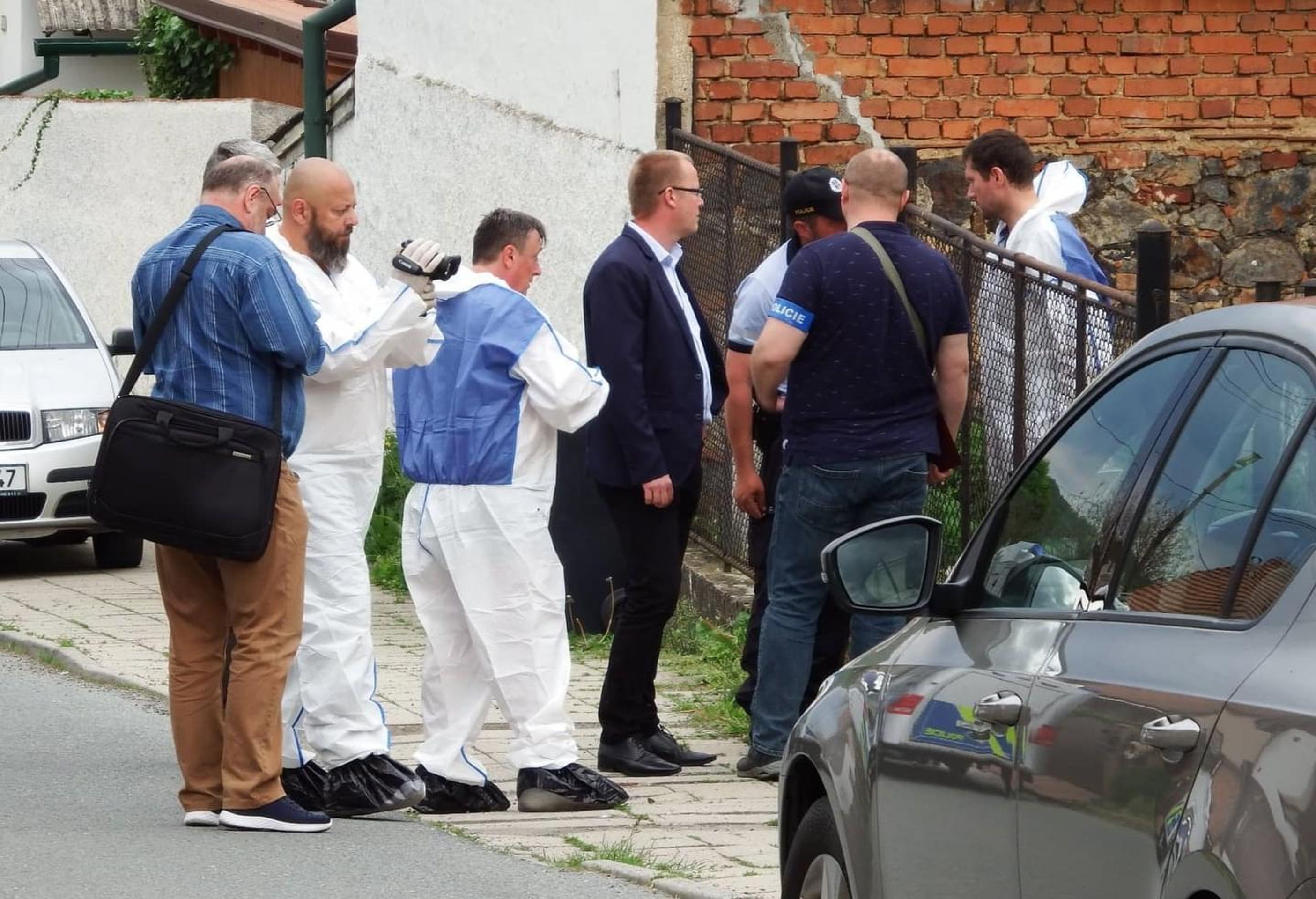 Místo činu ve Zdemyslicích - 3 - GALERIE: Policie vyšetřuje smrt ve Zdemyslicích (4/6)