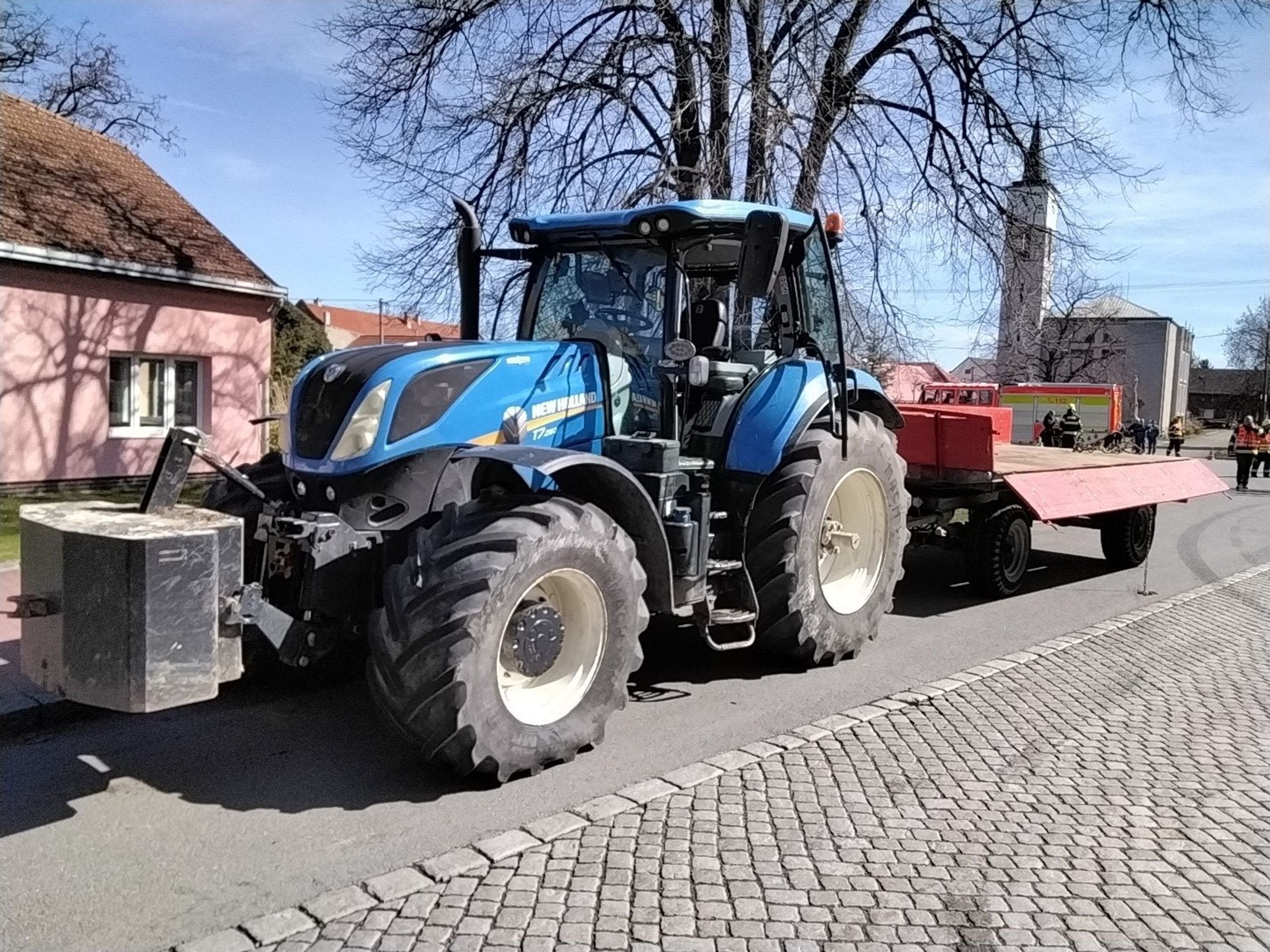 Nehoda traktoru na Přerovsku - Nehoda traktoru na Přerovsku (2/4)