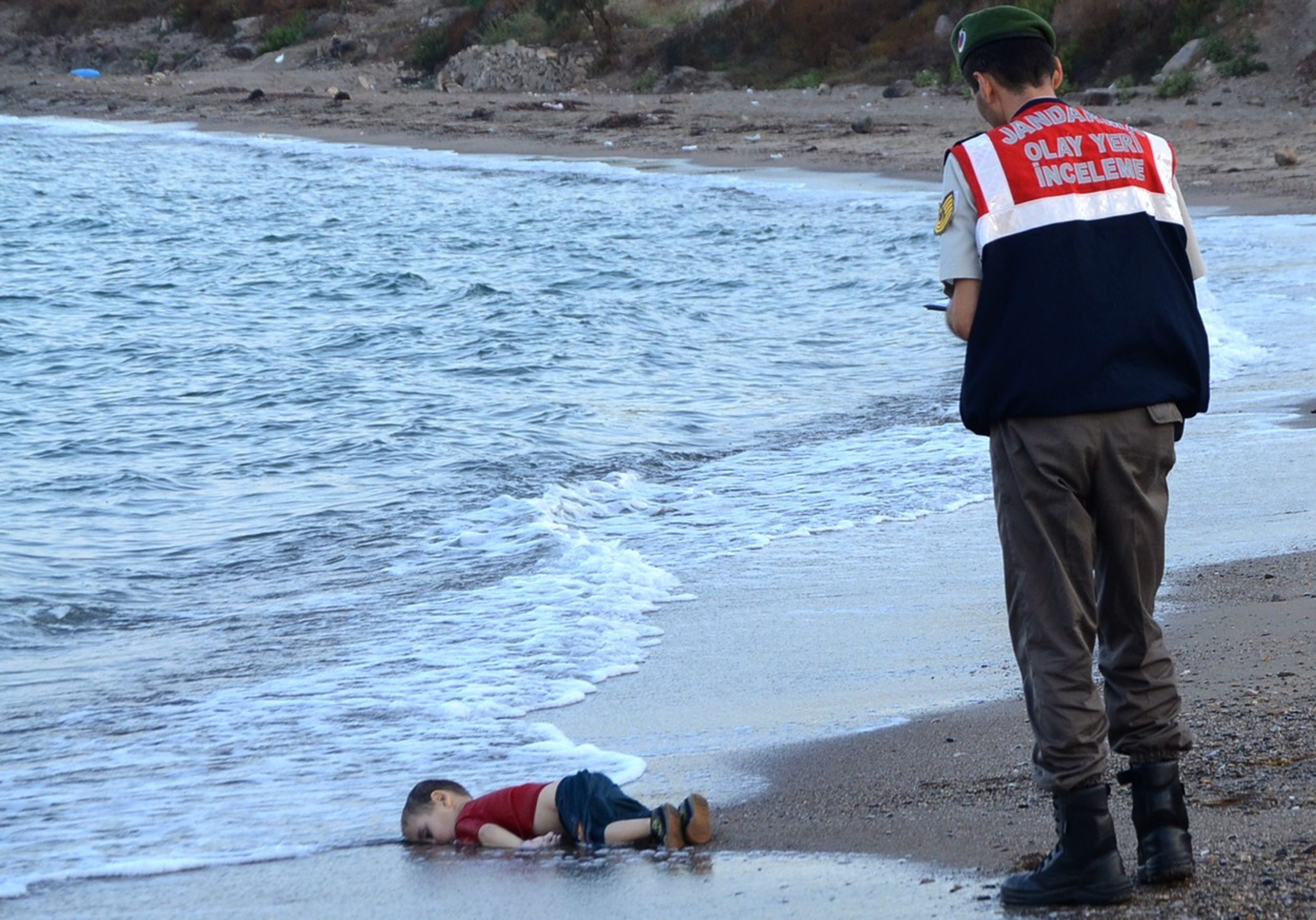 Utopený Aylan v Bodrumu - 3 - GALERIE: Mladá rodina prchala před válkou, stala se tragédie (1/5)