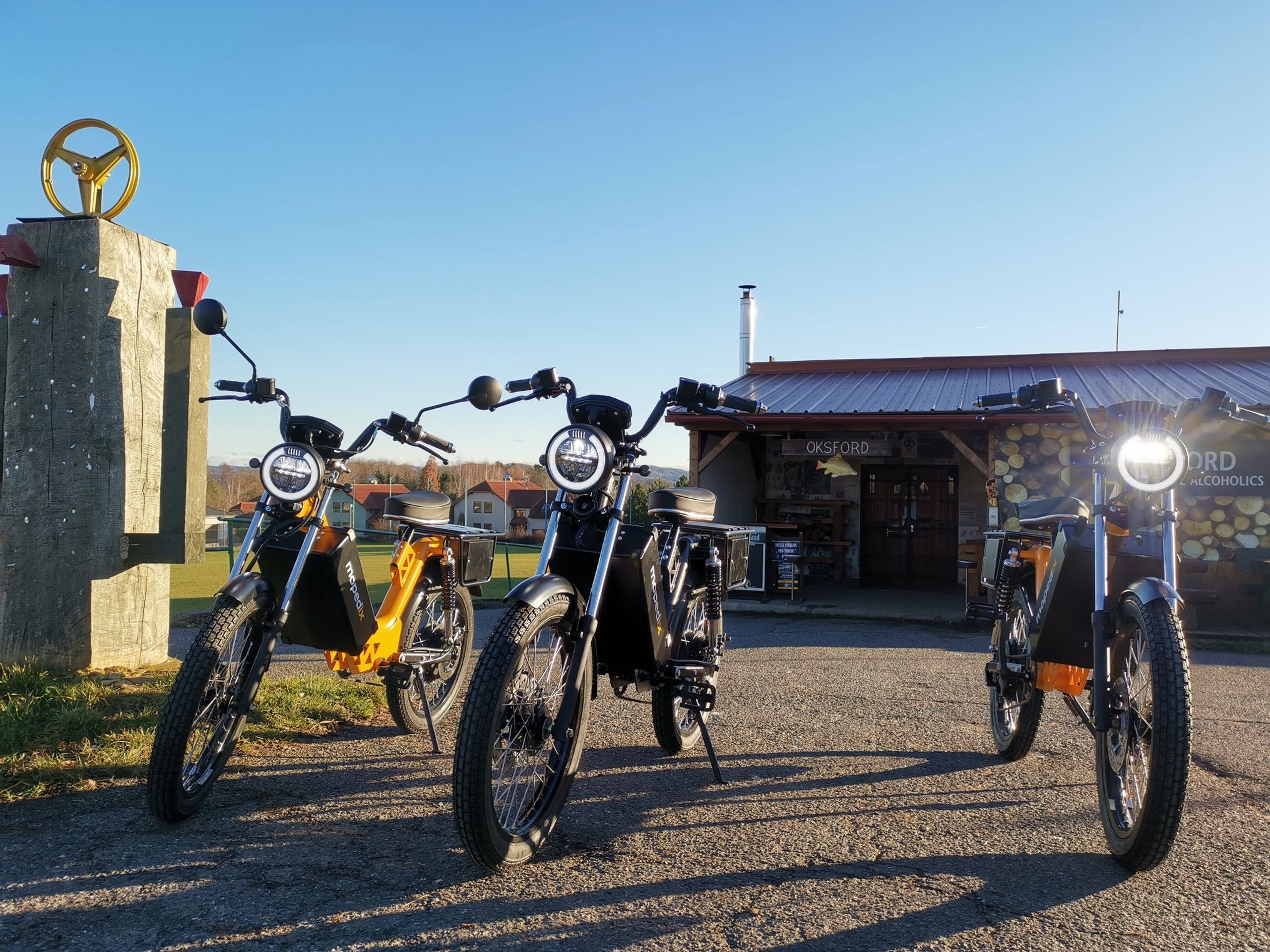 Mopedix Electrix - Nový český moped připomíná legendární babettu (1/10)